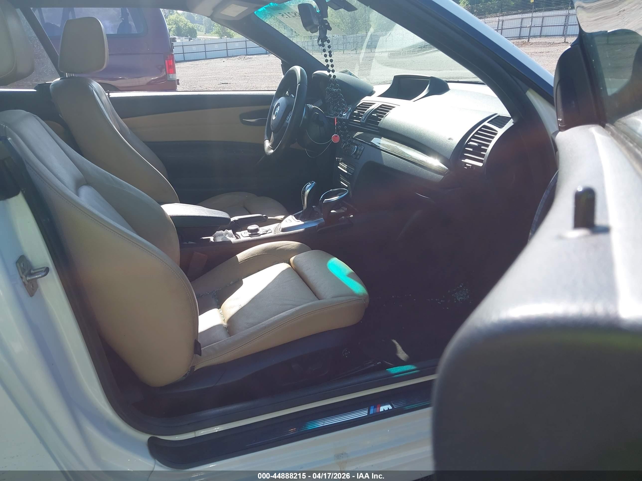 2013 Bmw 135i   White vin: WBAUN7C5XDVM28196