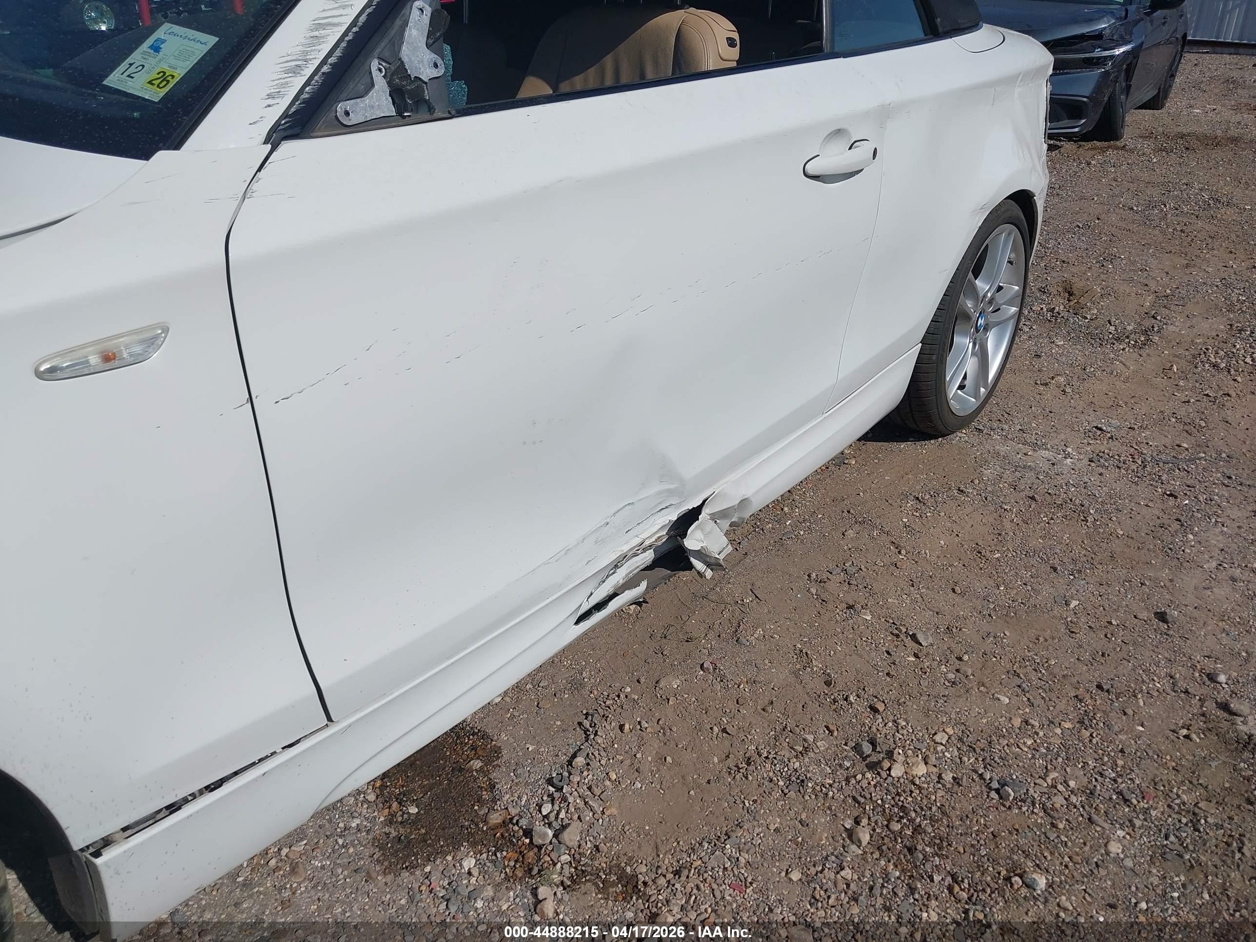 2013 Bmw 135i   White vin: WBAUN7C5XDVM28196