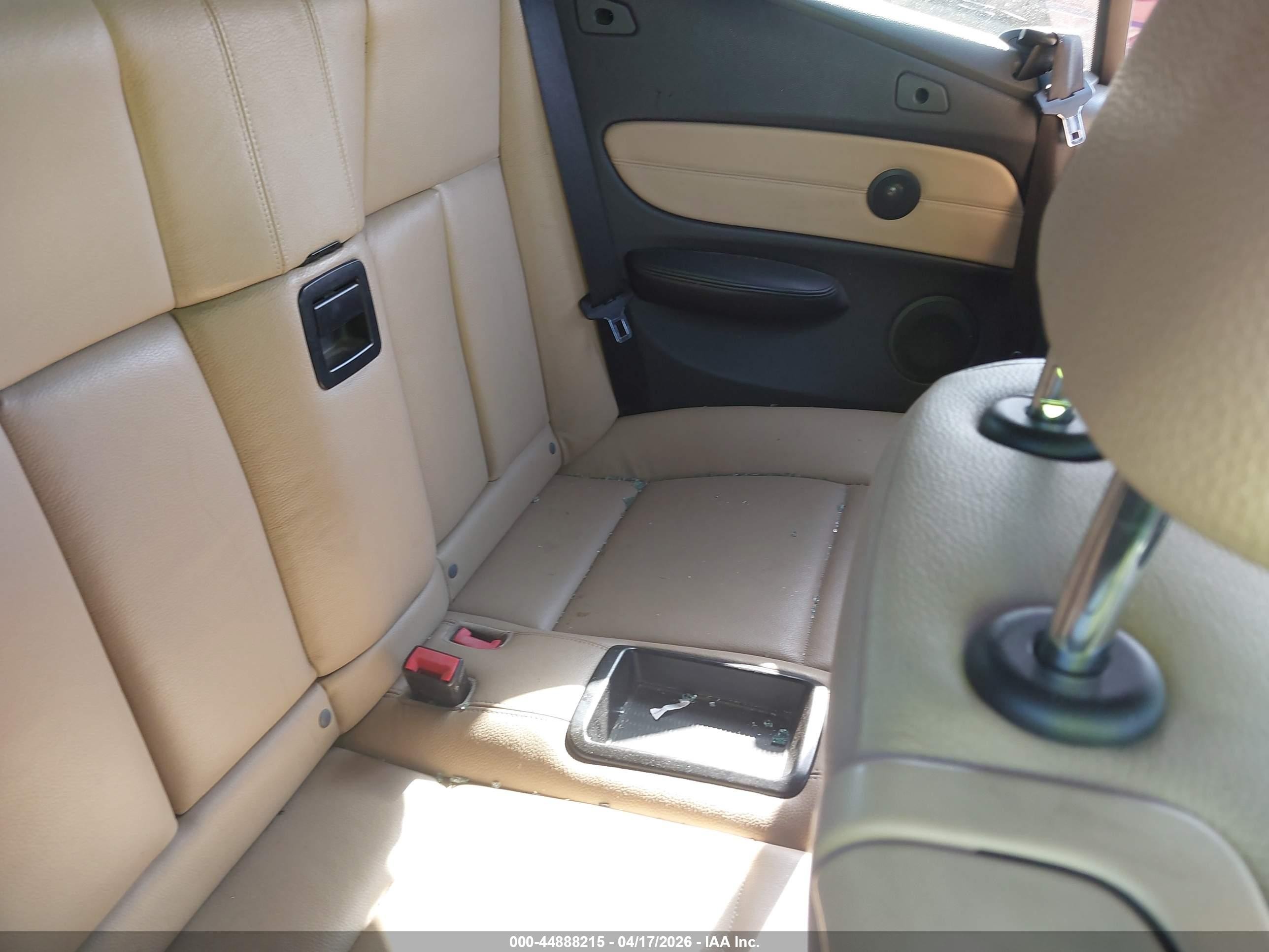 2013 Bmw 135i   White vin: WBAUN7C5XDVM28196