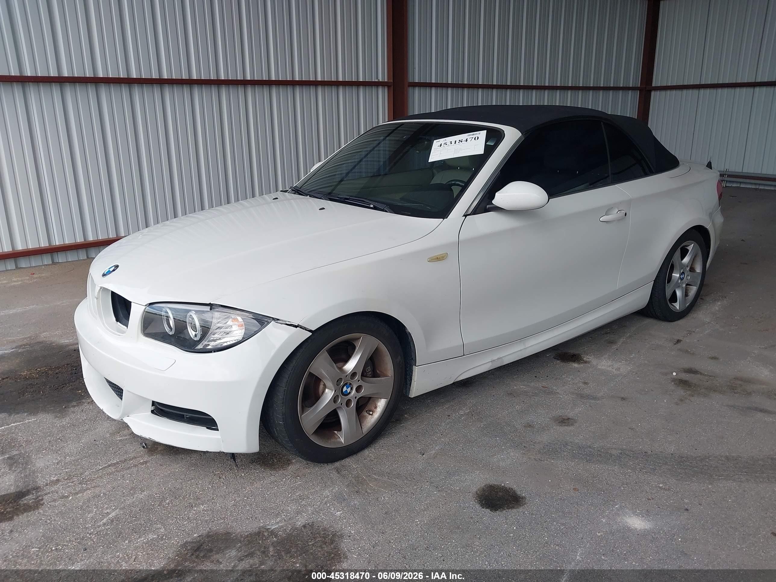 2008 Bmw 135i   White vin: WBAUN93508VF54989