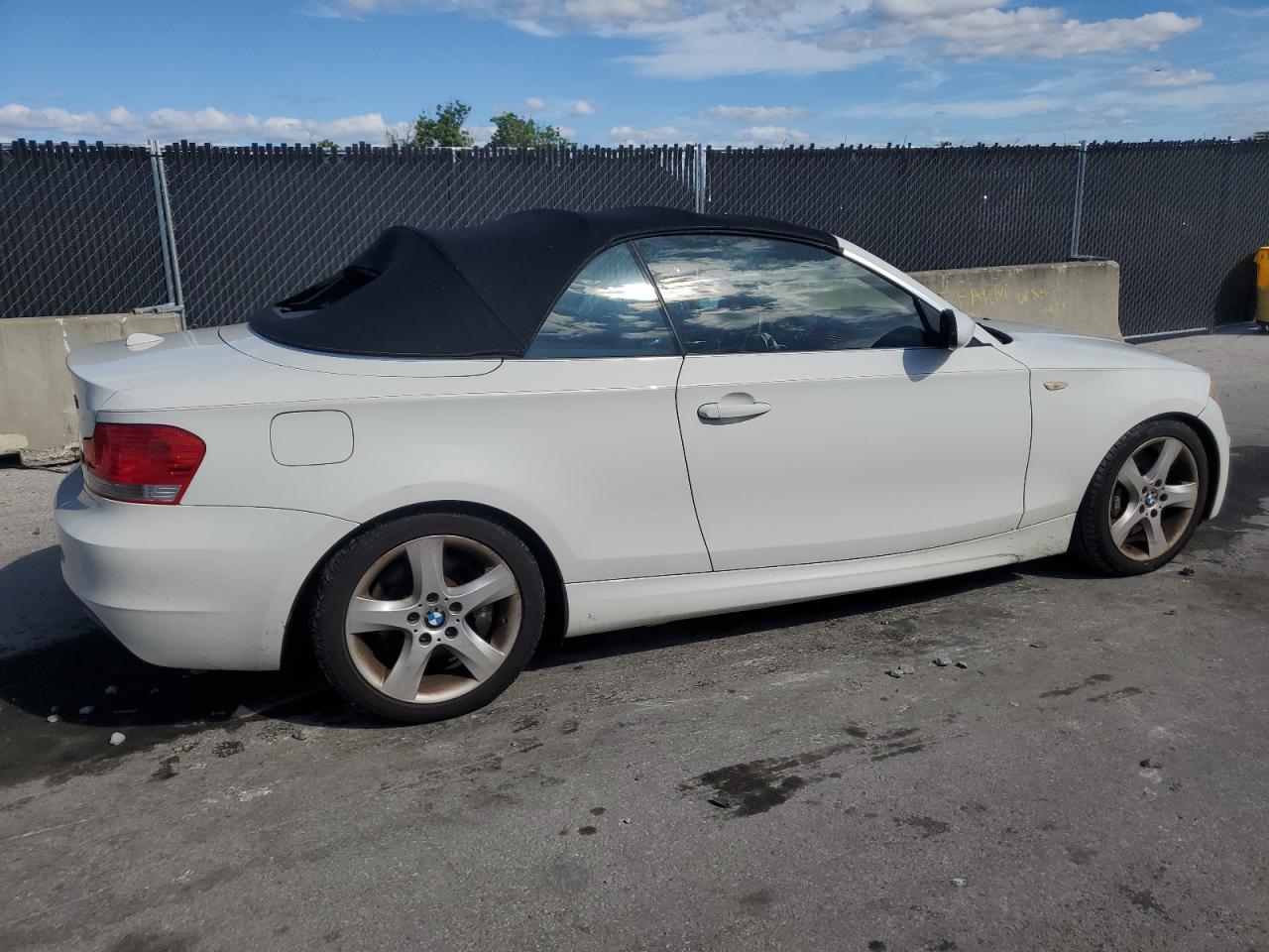 2008 Bmw 135 I White vin: WBAUN93518VK39762