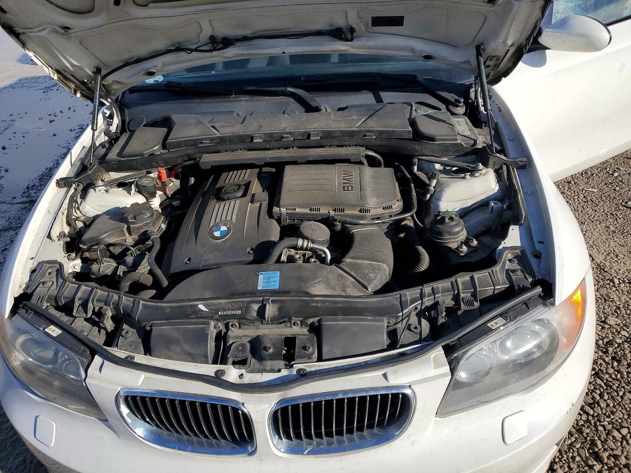 2009 Bmw 135 I White vin: WBAUN93519VK41111