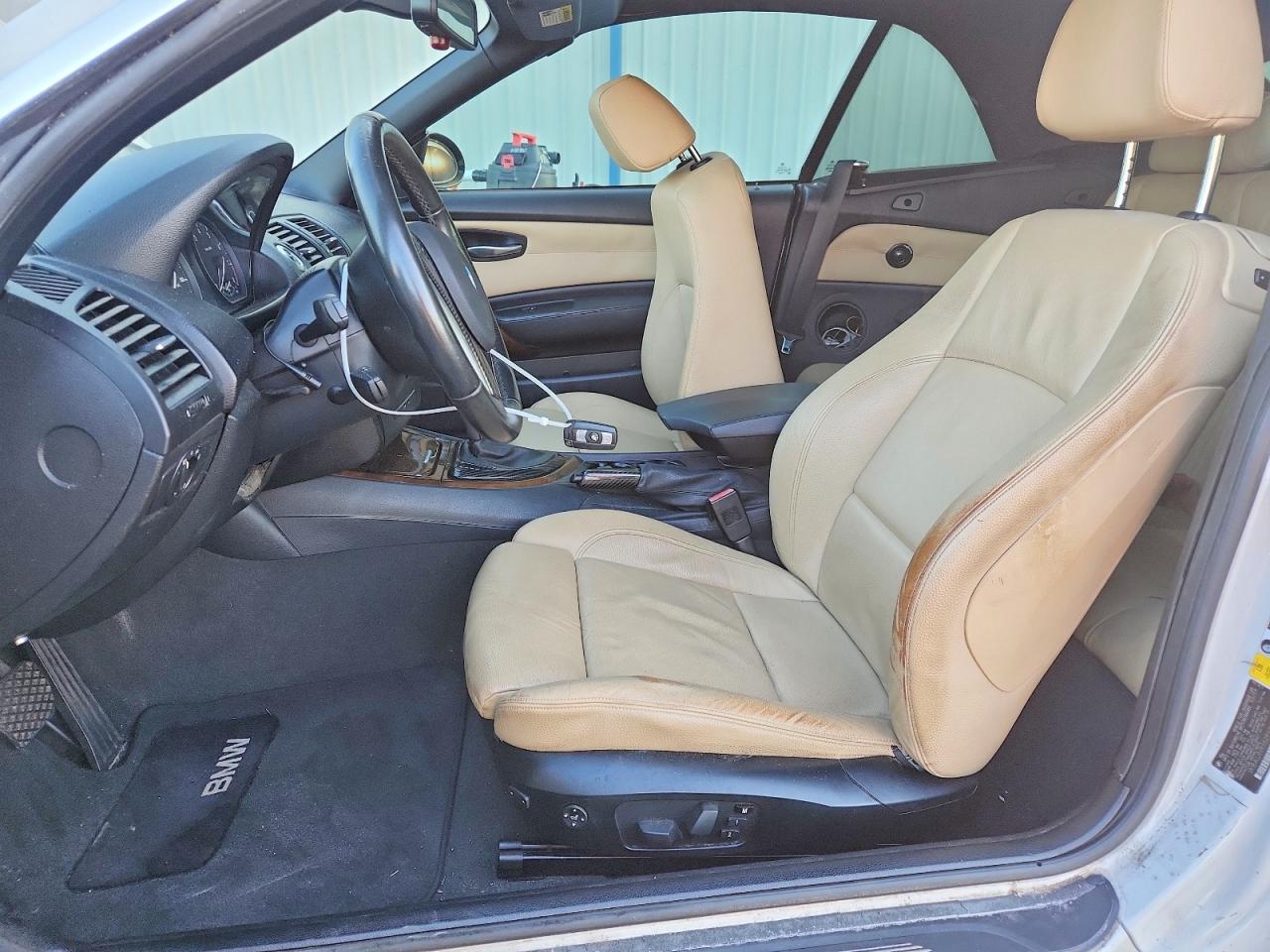 2009 Bmw 135 I White vin: WBAUN93529VK40579