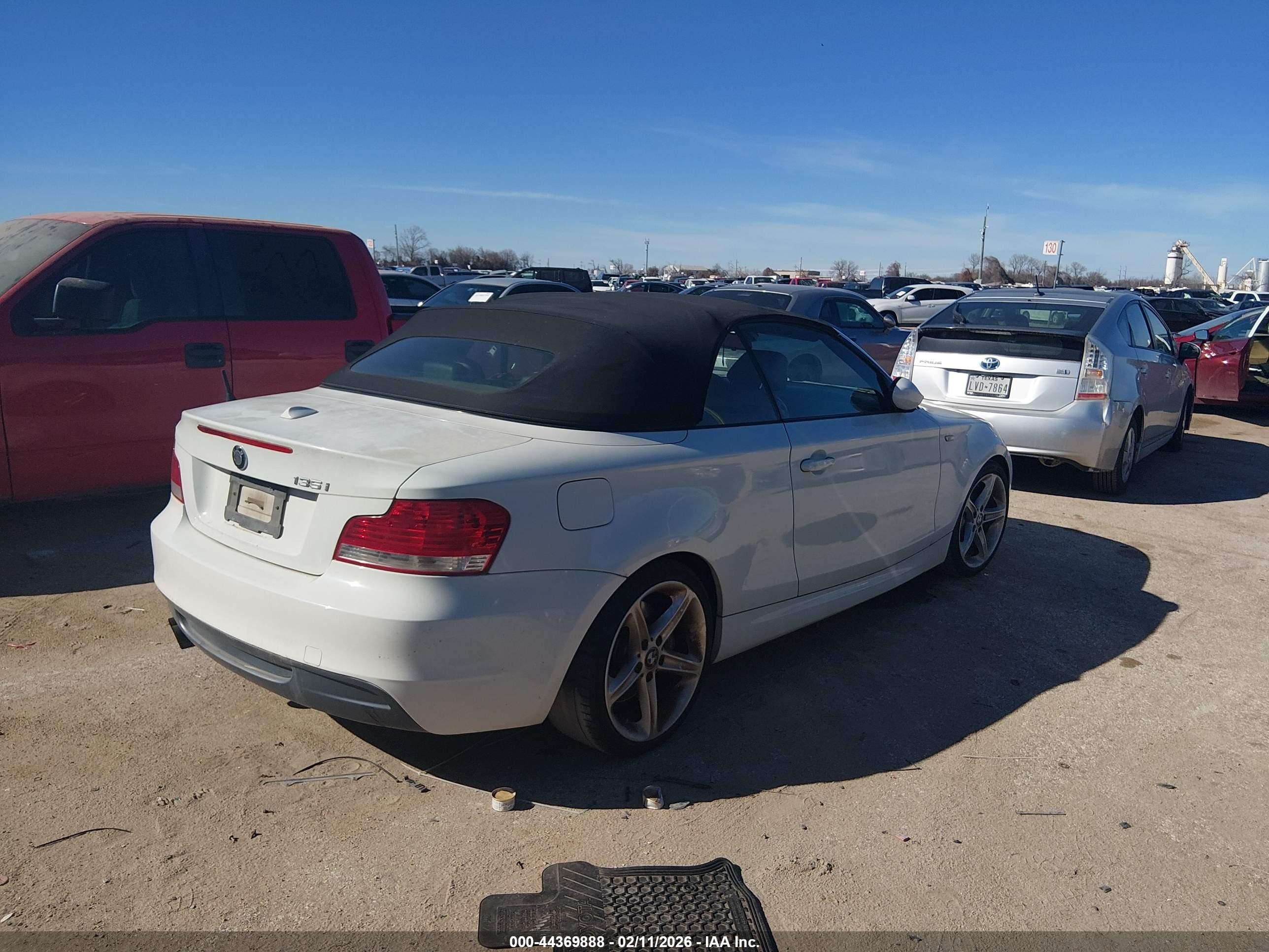 2008 Bmw 135i   White vin: WBAUN93538VF54808