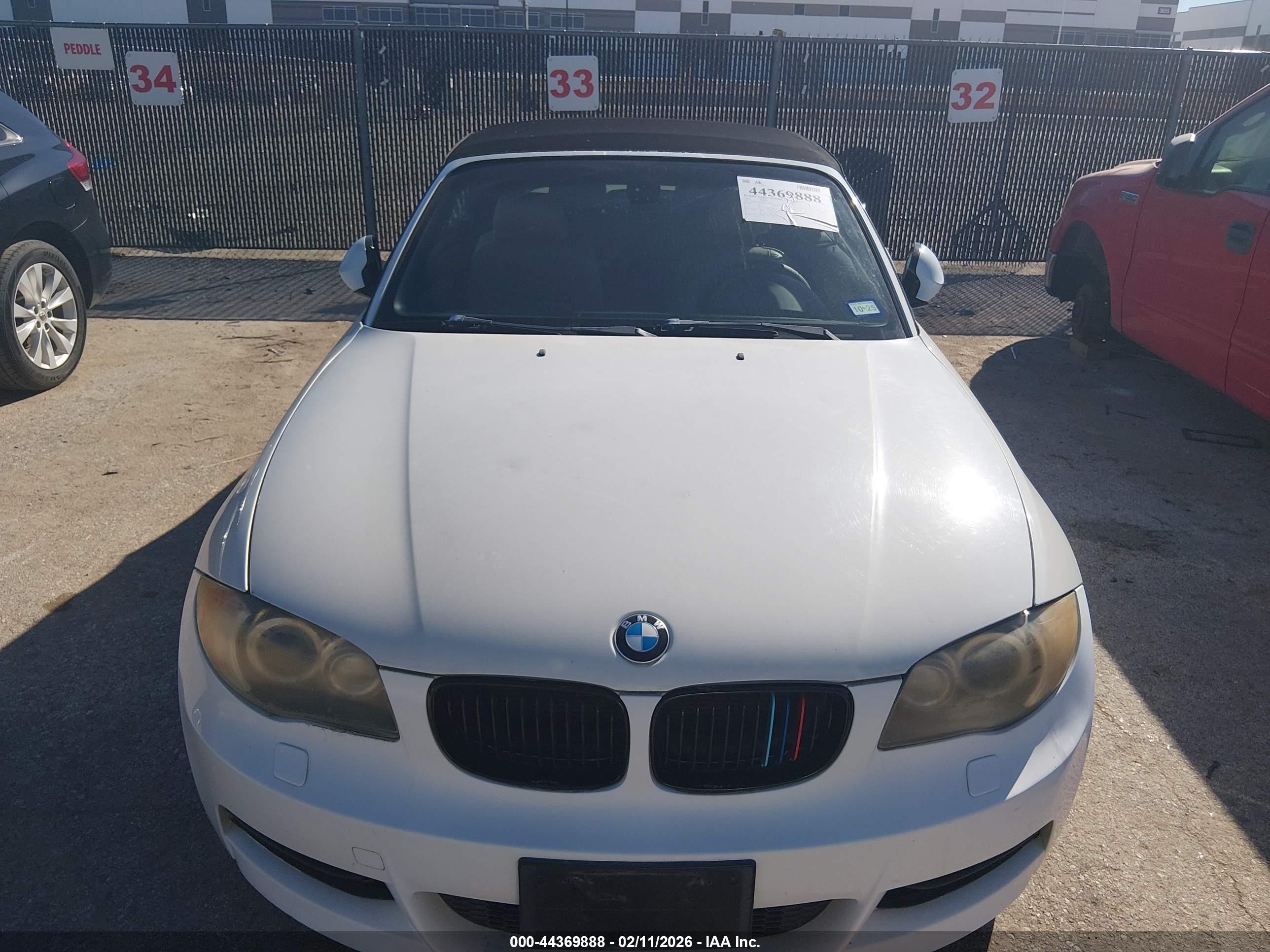 2008 Bmw 135i   White vin: WBAUN93538VF54808