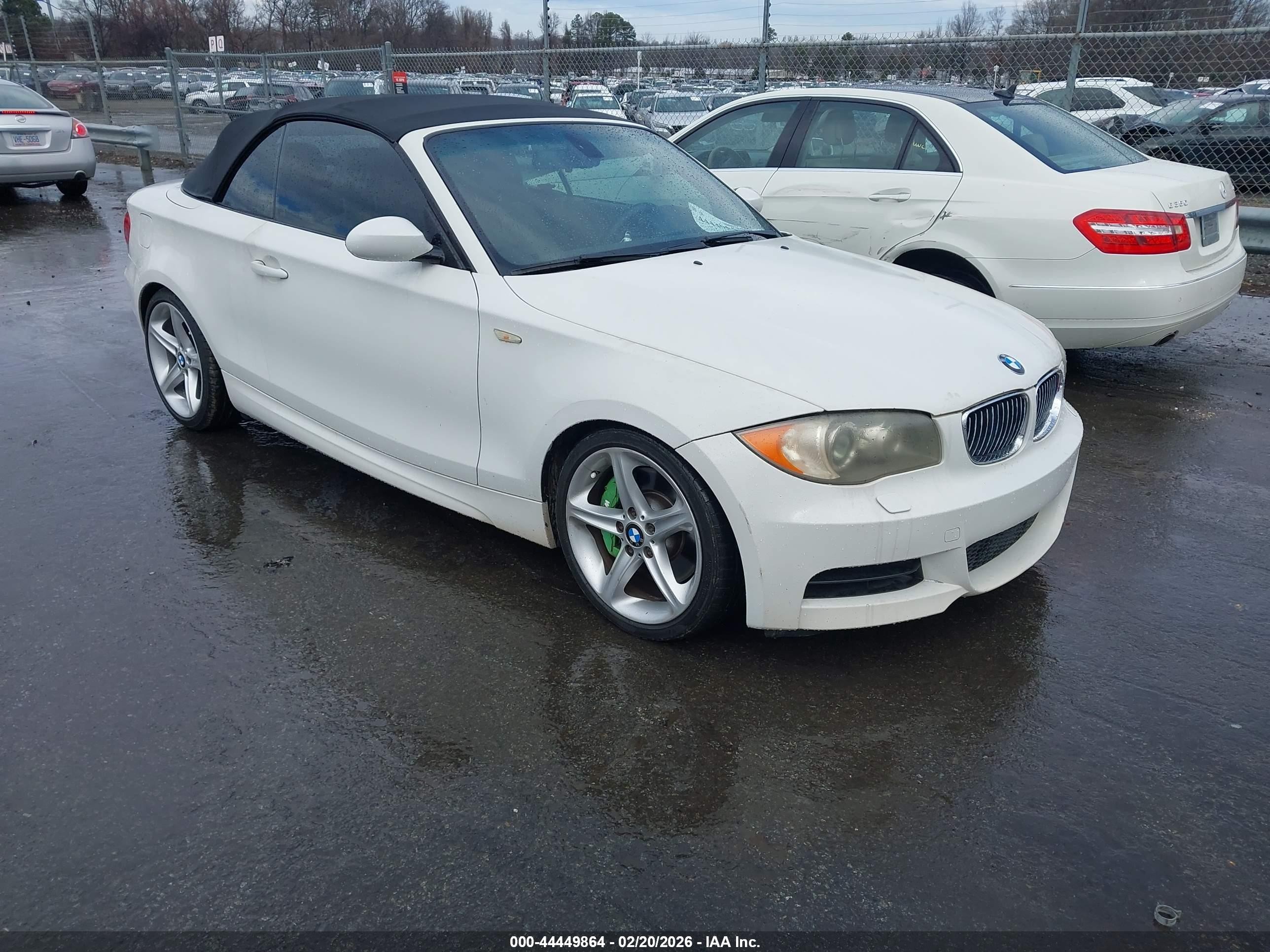 2008 Bmw 135i   White vin: WBAUN93538VK40038
