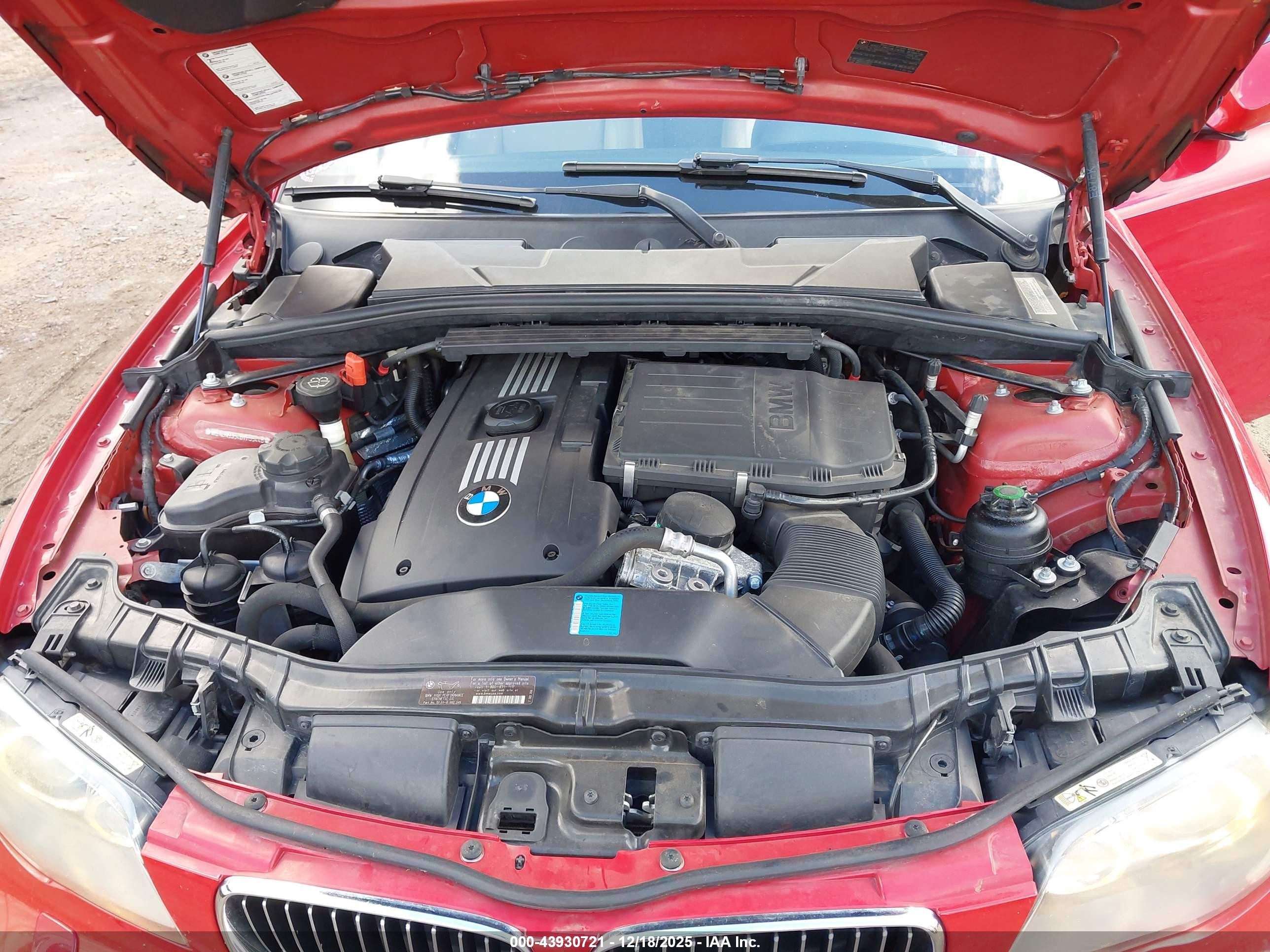 2008 Bmw 135i   Red vin: WBAUN93548VF55448