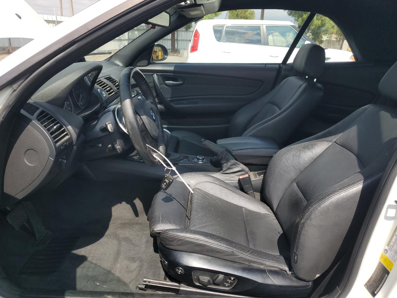 2009 Bmw 135 I Белый vin: WBAUN93549VK40406