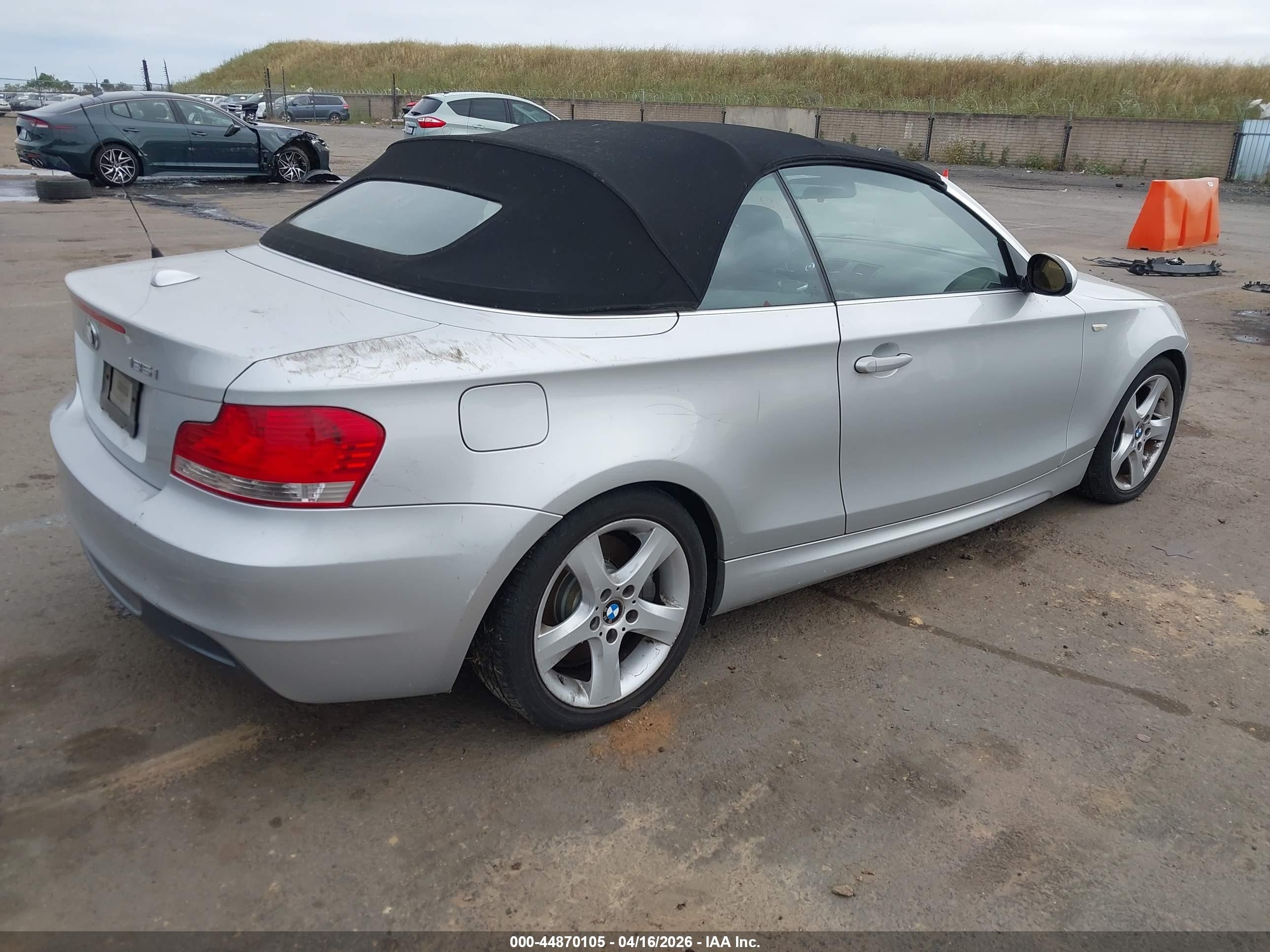 2008 Bmw 135i   Silver vin: WBAUN93558VF56365