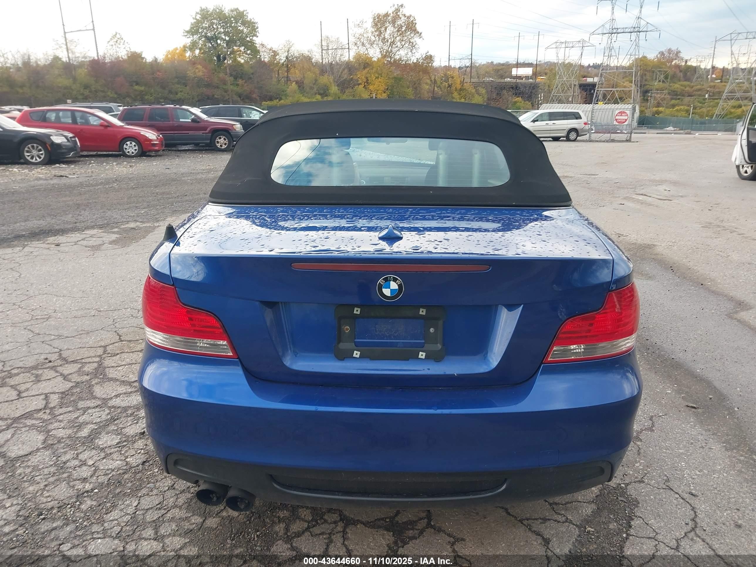 2009 Bmw 135i   Blue vin: WBAUN93579VK41016
