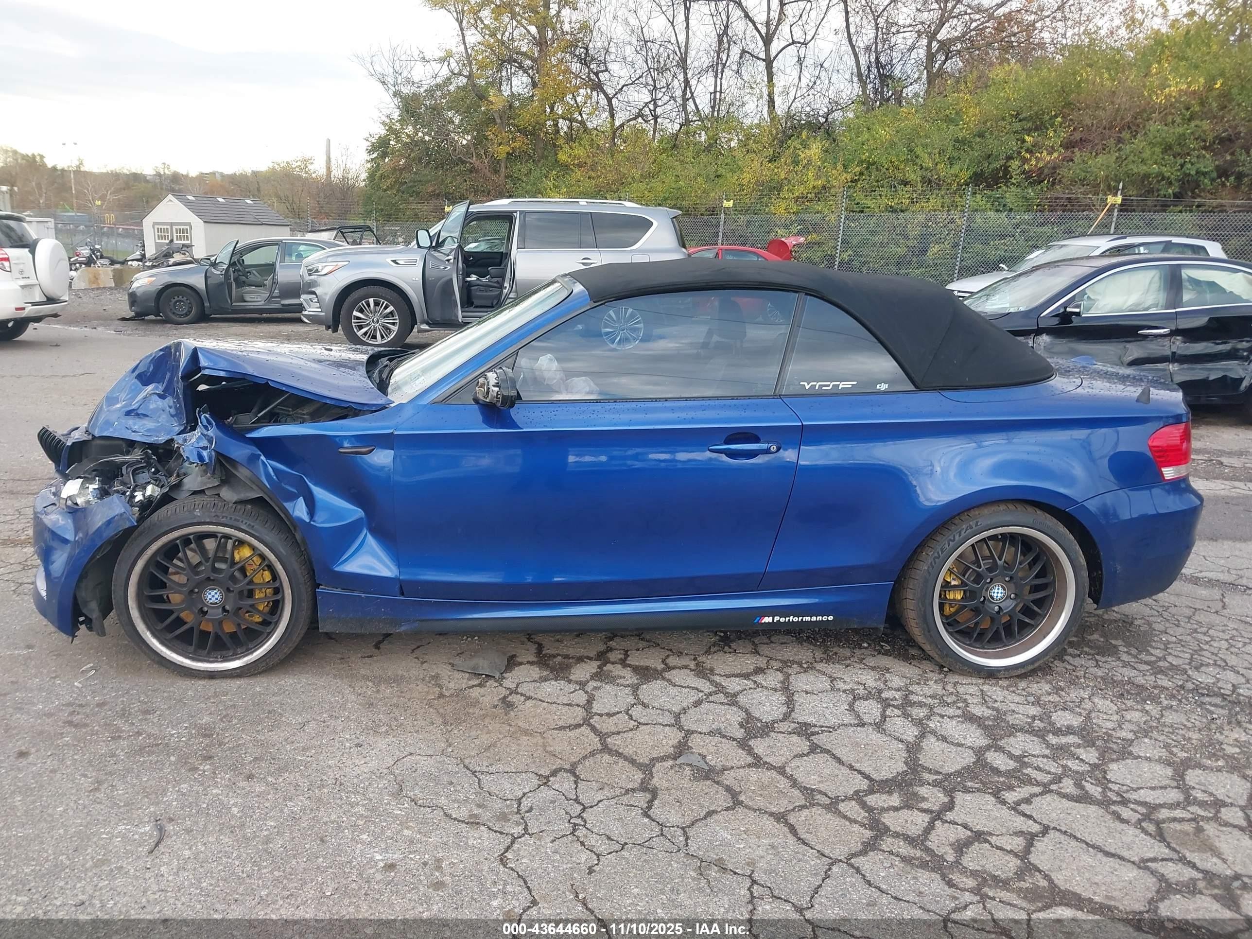 2009 Bmw 135i   Blue vin: WBAUN93579VK41016