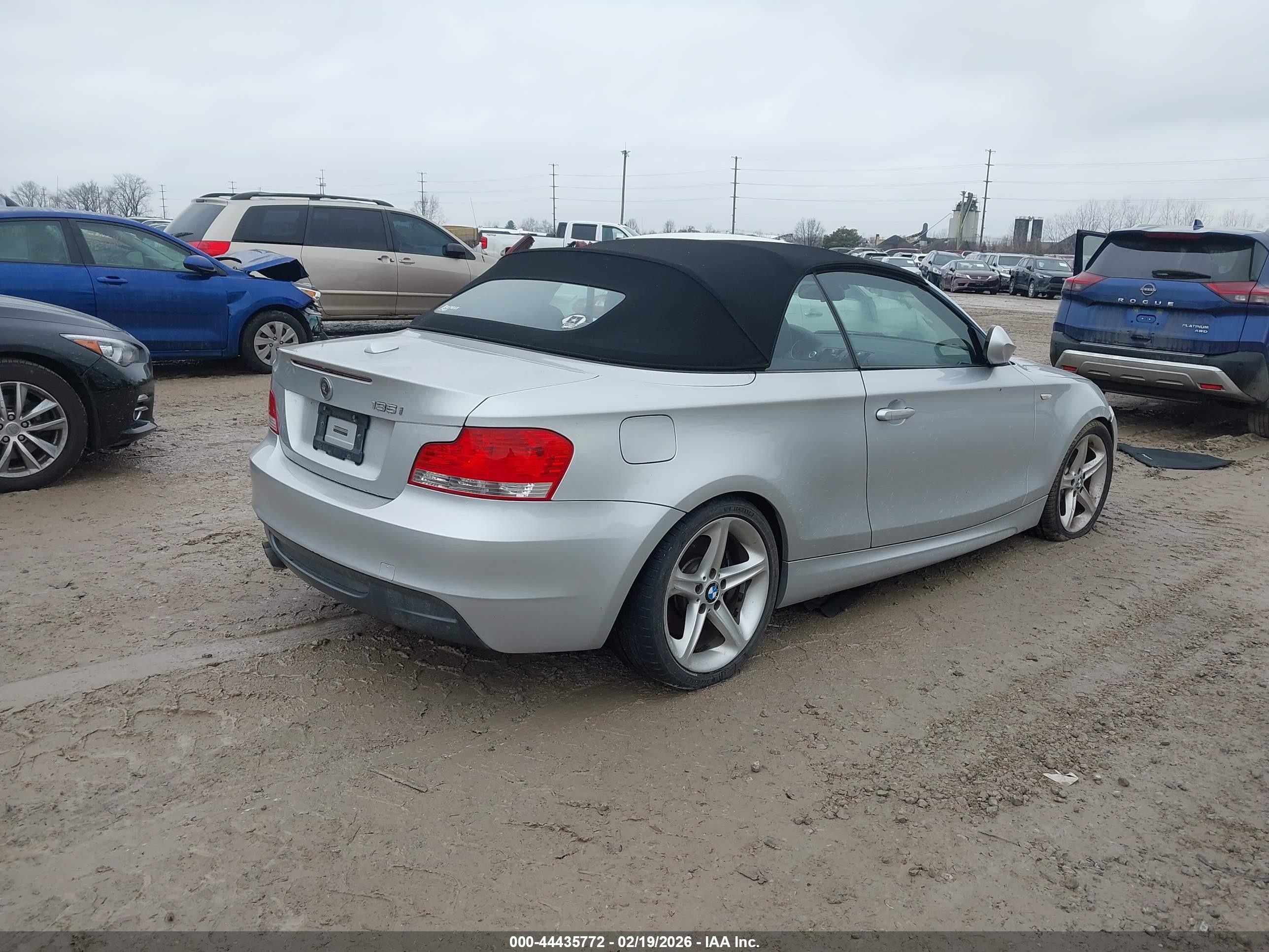 2010 Bmw 135i   Silver vin: WBAUN9C55AVK41620