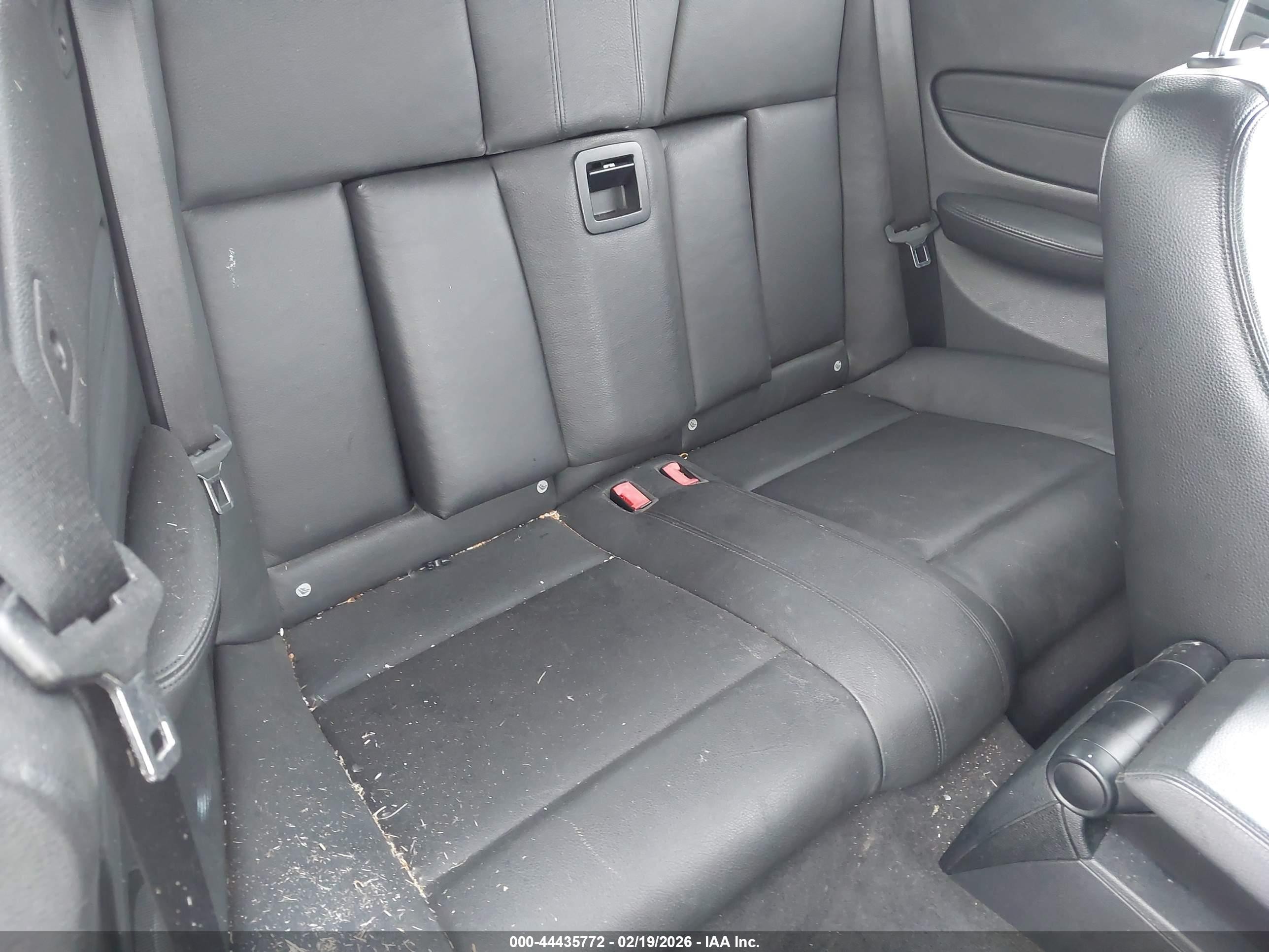 2010 Bmw 135i   Silver vin: WBAUN9C55AVK41620