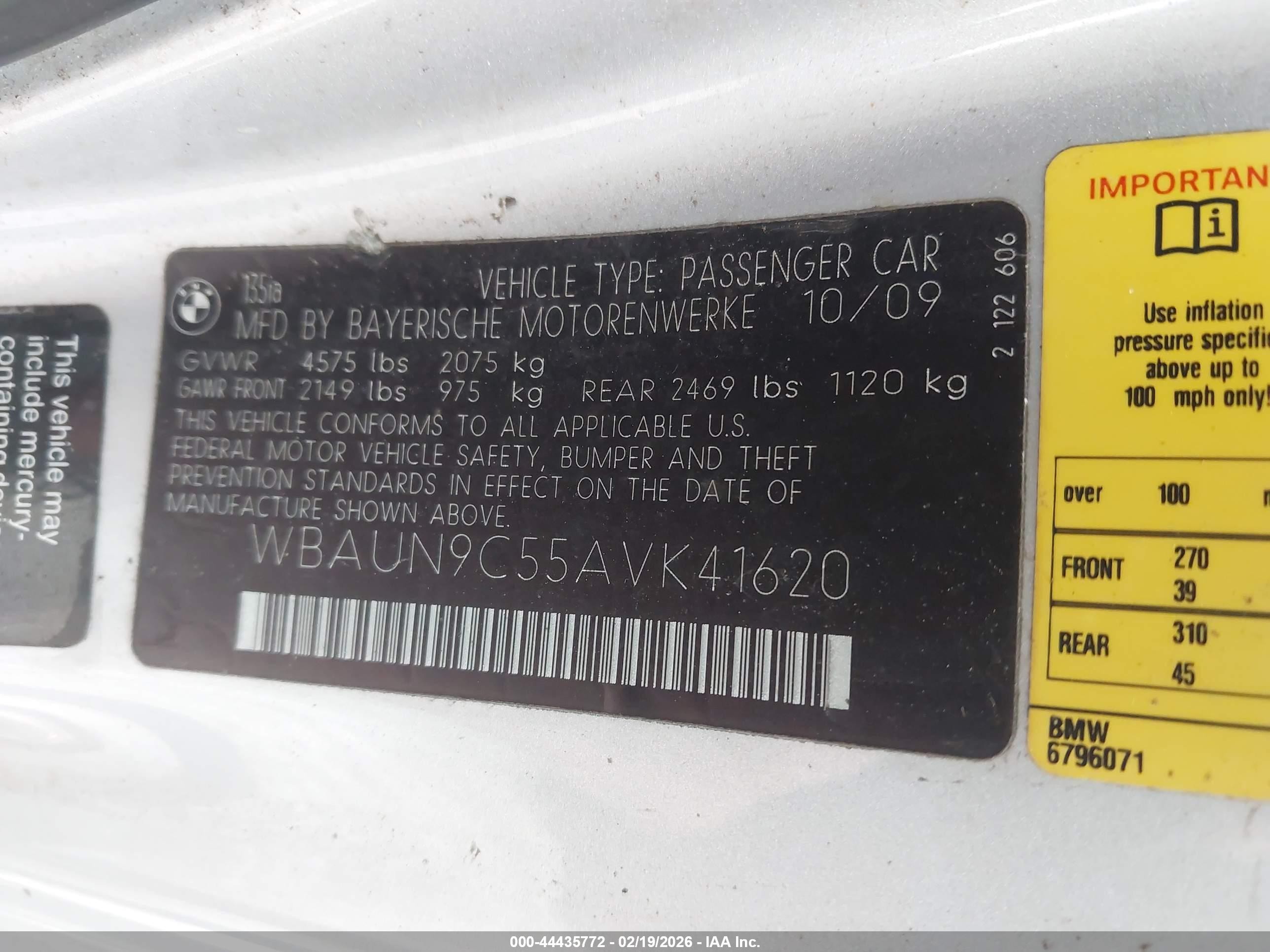 2010 Bmw 135i   Silver vin: WBAUN9C55AVK41620
