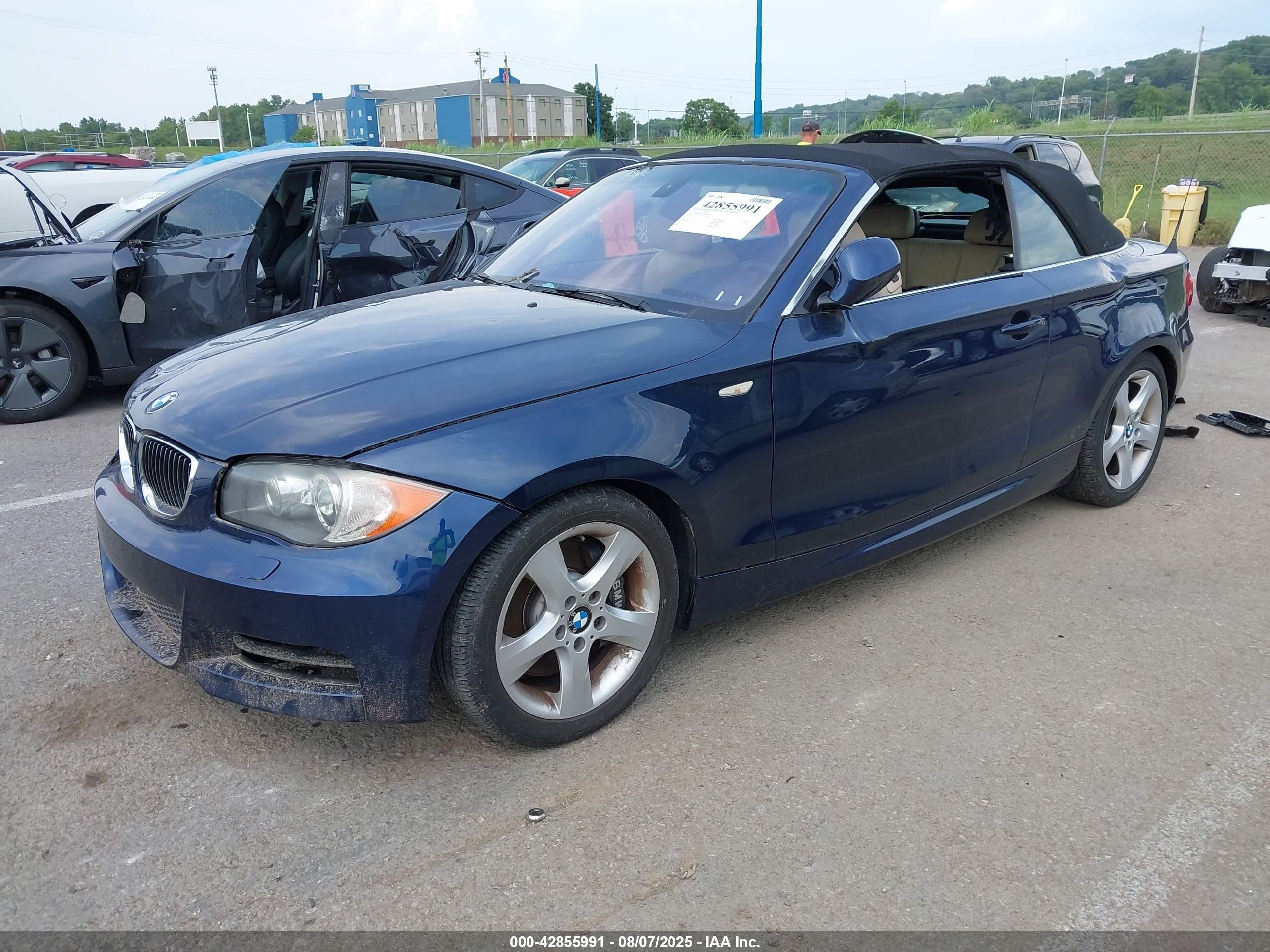 2010 Bmw 135i   Синий vin: WBAUN9C56AVK41884