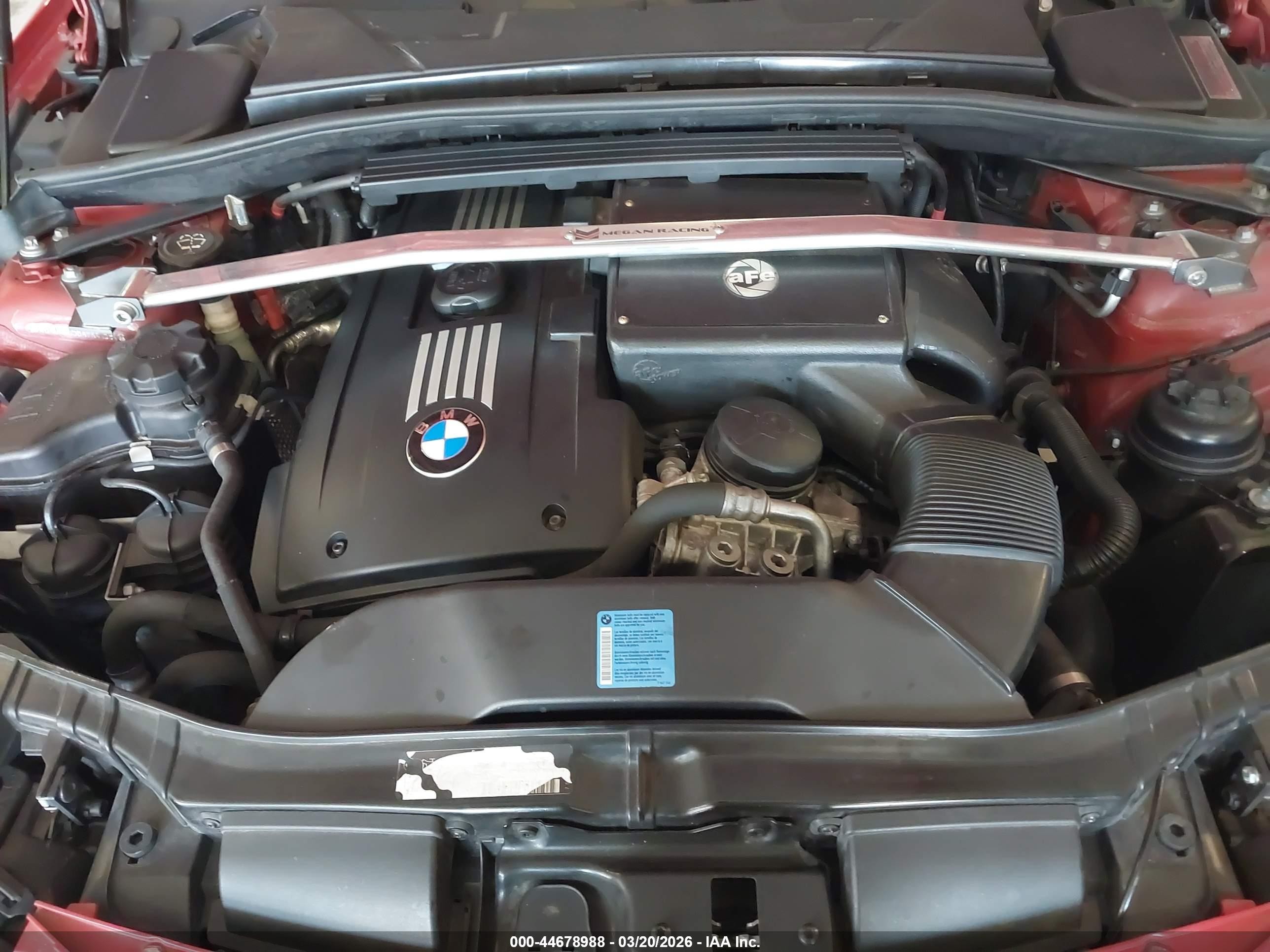 2010 Bmw 135i   Red vin: WBAUN9C58AVK41594