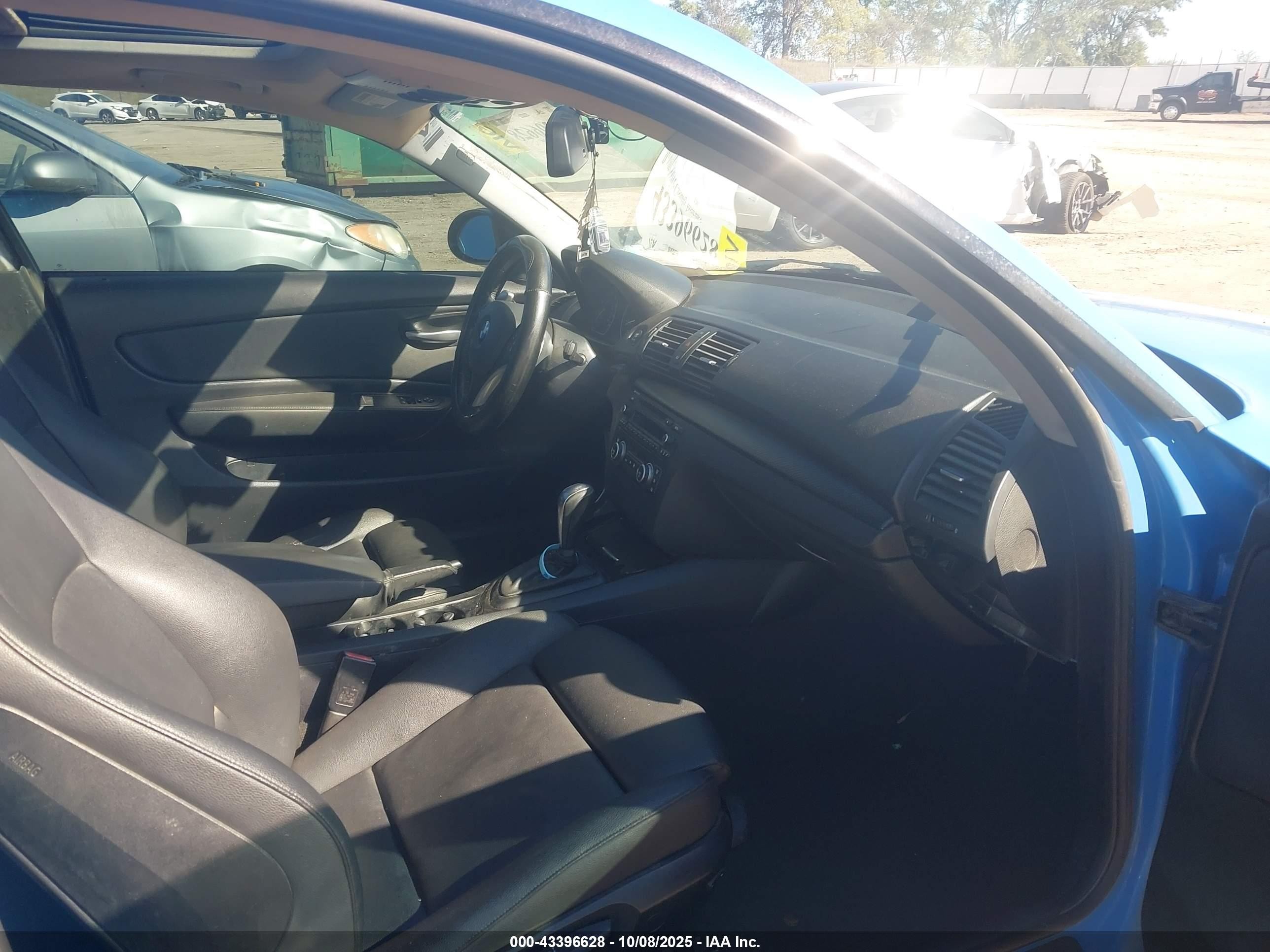 2008 Bmw 128i   Blue vin: WBAUP73508VF08853