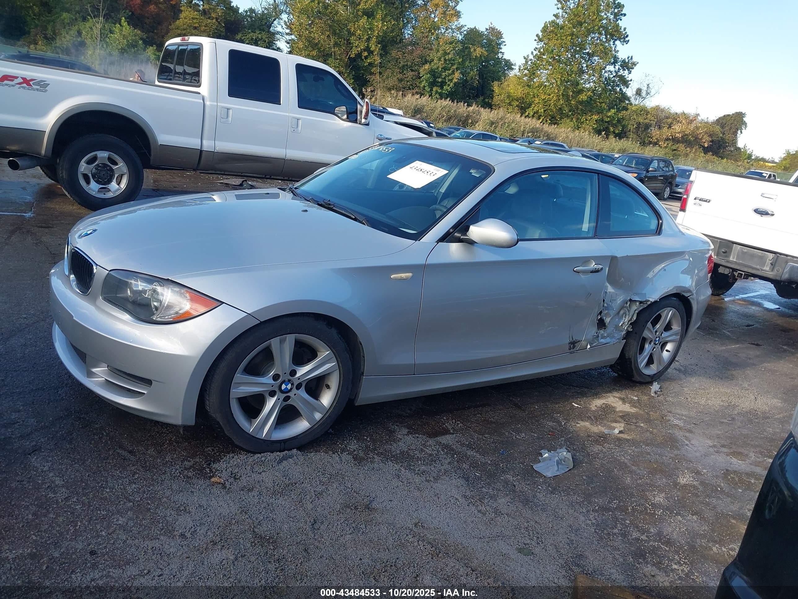 2009 Bmw 128i   Silver vin: WBAUP73509VK76334