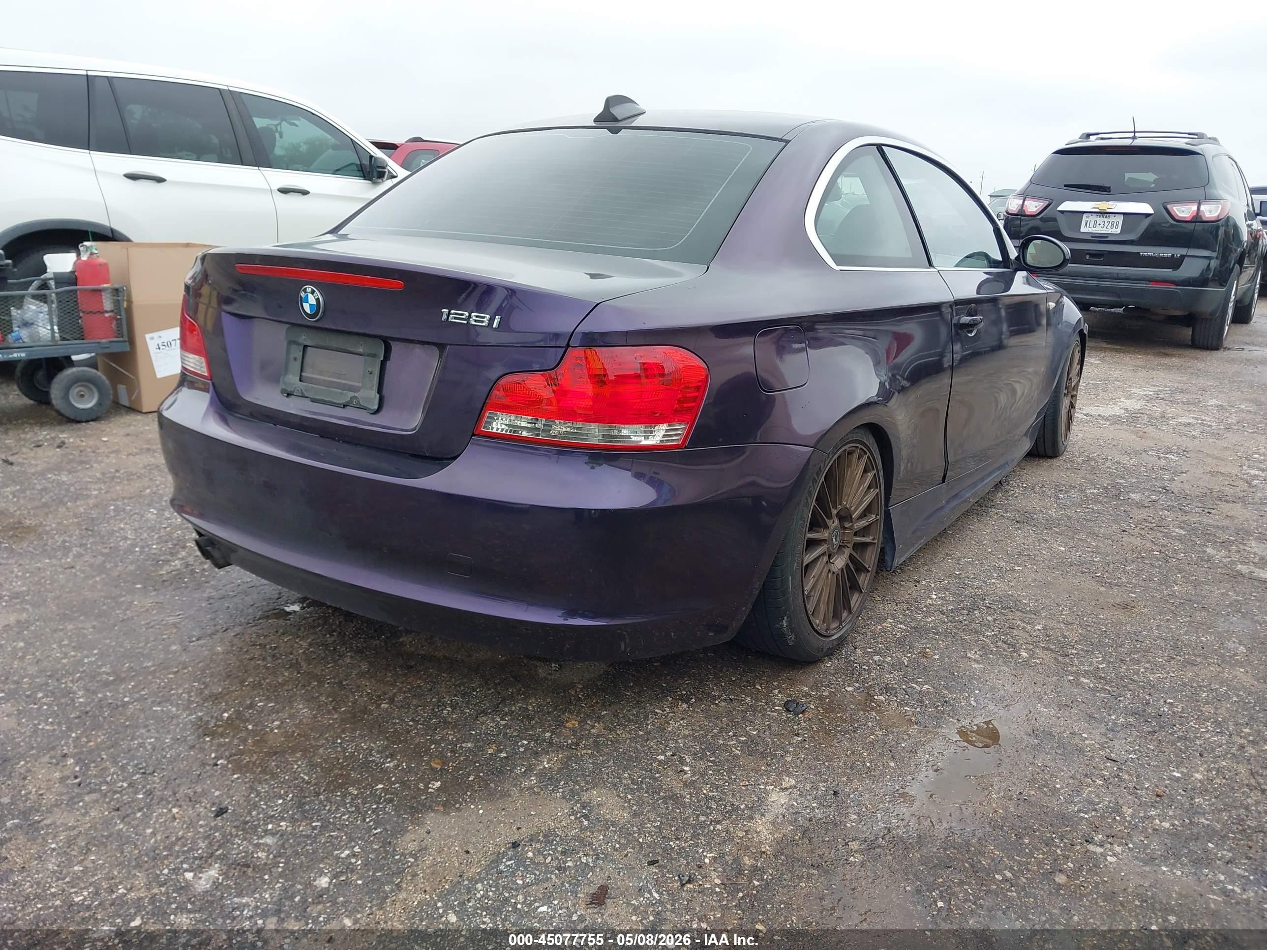 2008 Bmw 128i   Purple vin: WBAUP73518VF08649