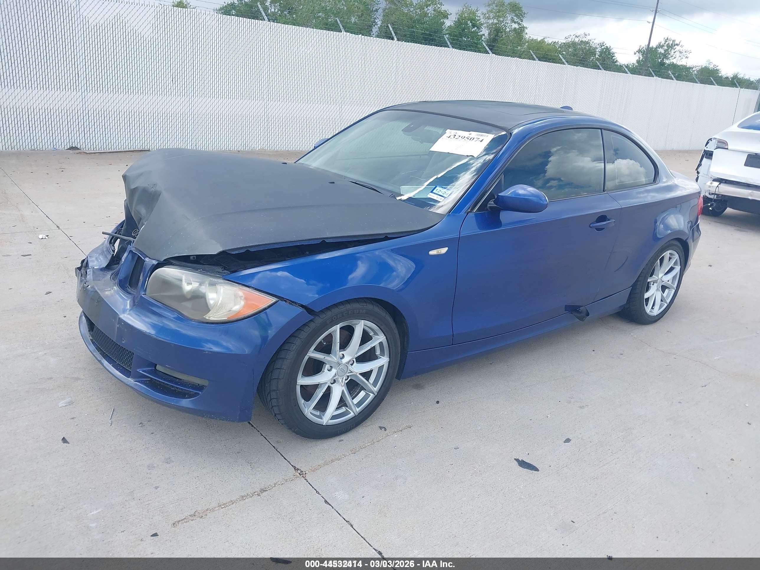 2008 Bmw 128i   Синий vin: WBAUP73538VF09110