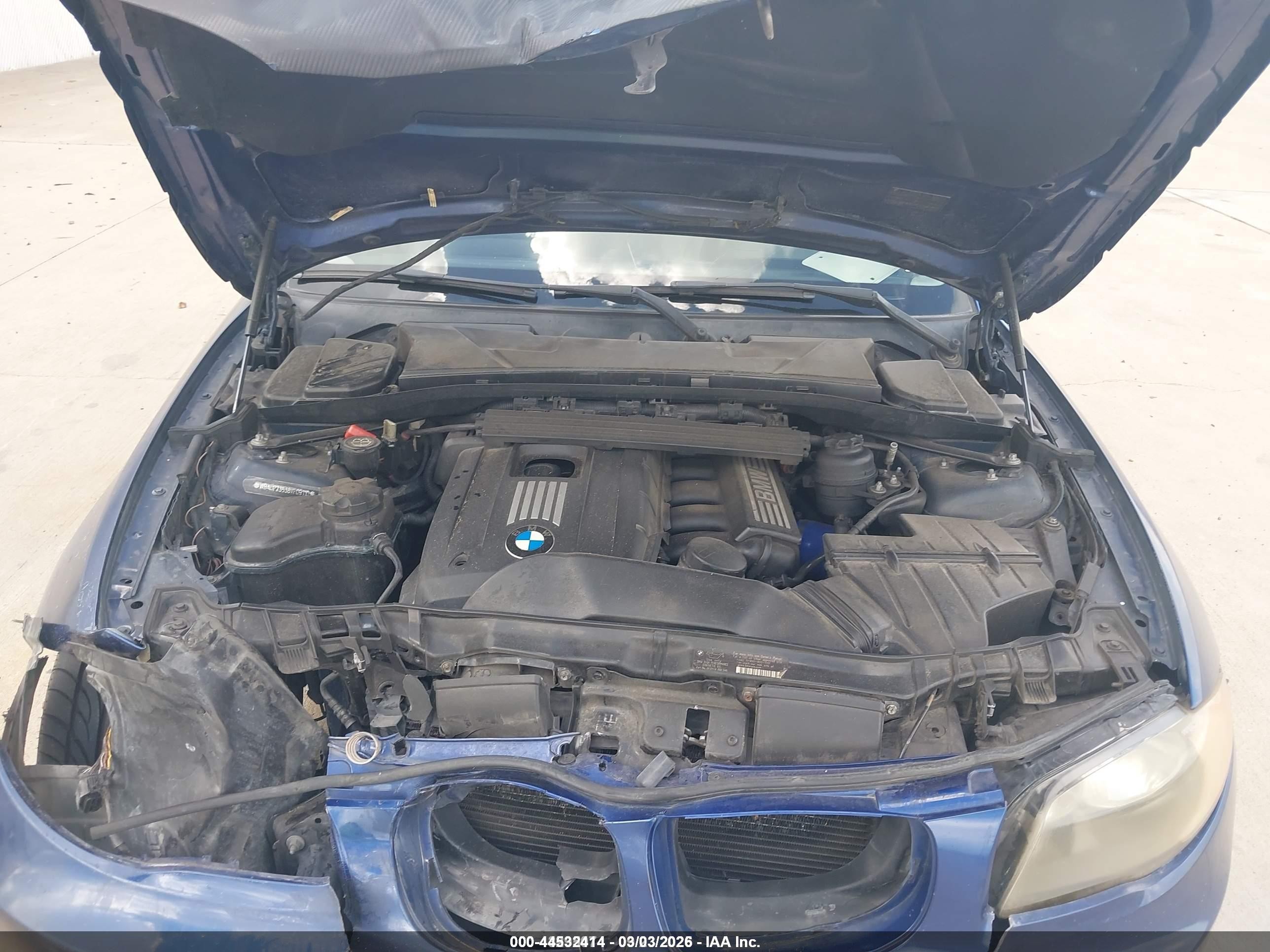 2008 Bmw 128i   Синий vin: WBAUP73538VF09110