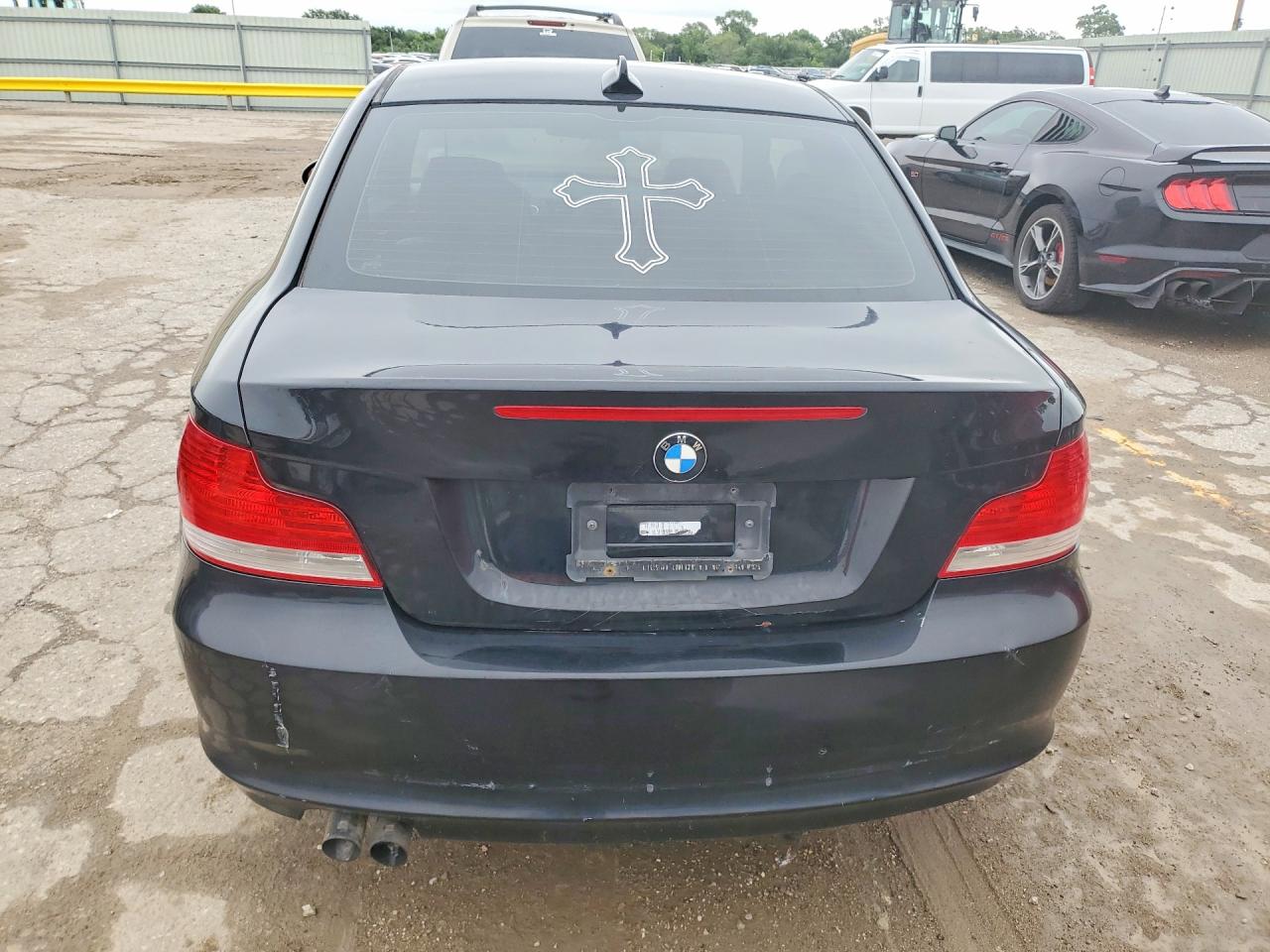 2009 Bmw 128 I Черный vin: WBAUP73539VK75937