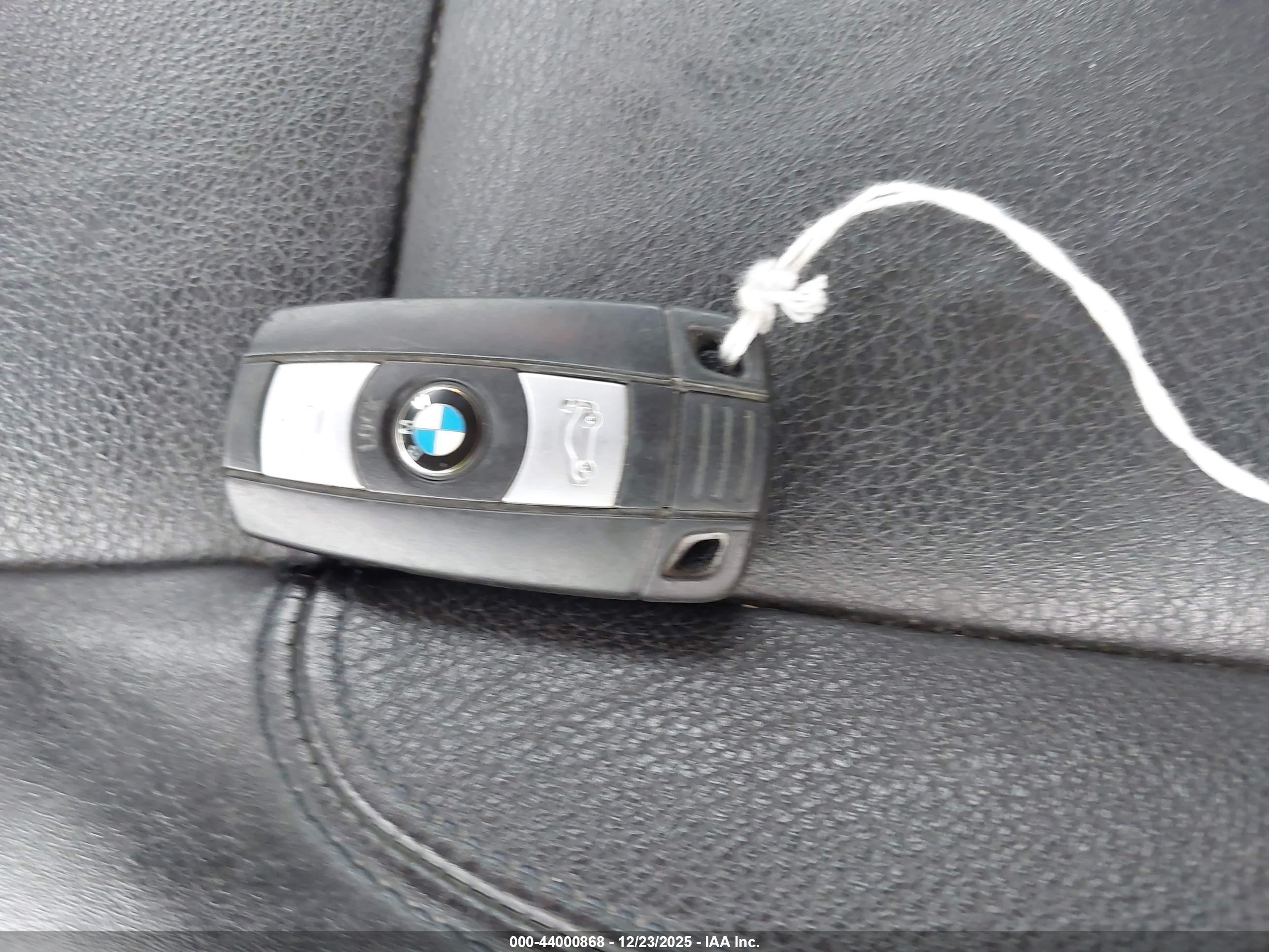 2008 Bmw 128i   Orange vin: WBAUP73548VF08158