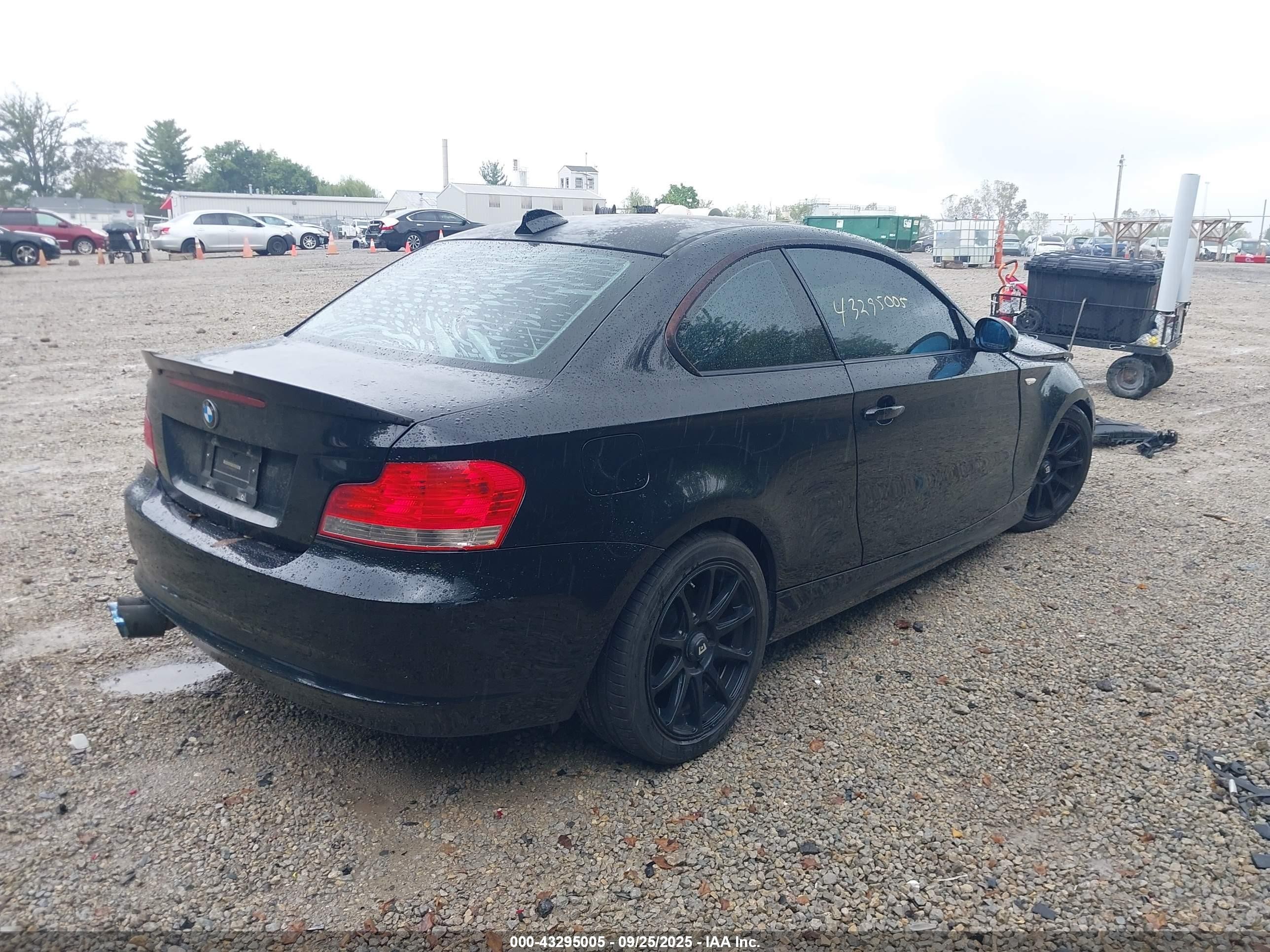 2008 Bmw 128i   Black vin: WBAUP73558VF06452