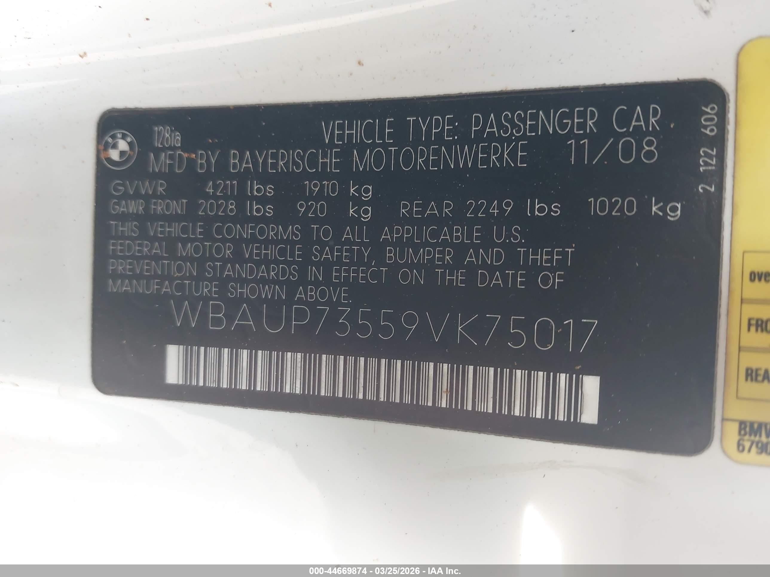 2009 Bmw 128i   White vin: WBAUP73559VK75017