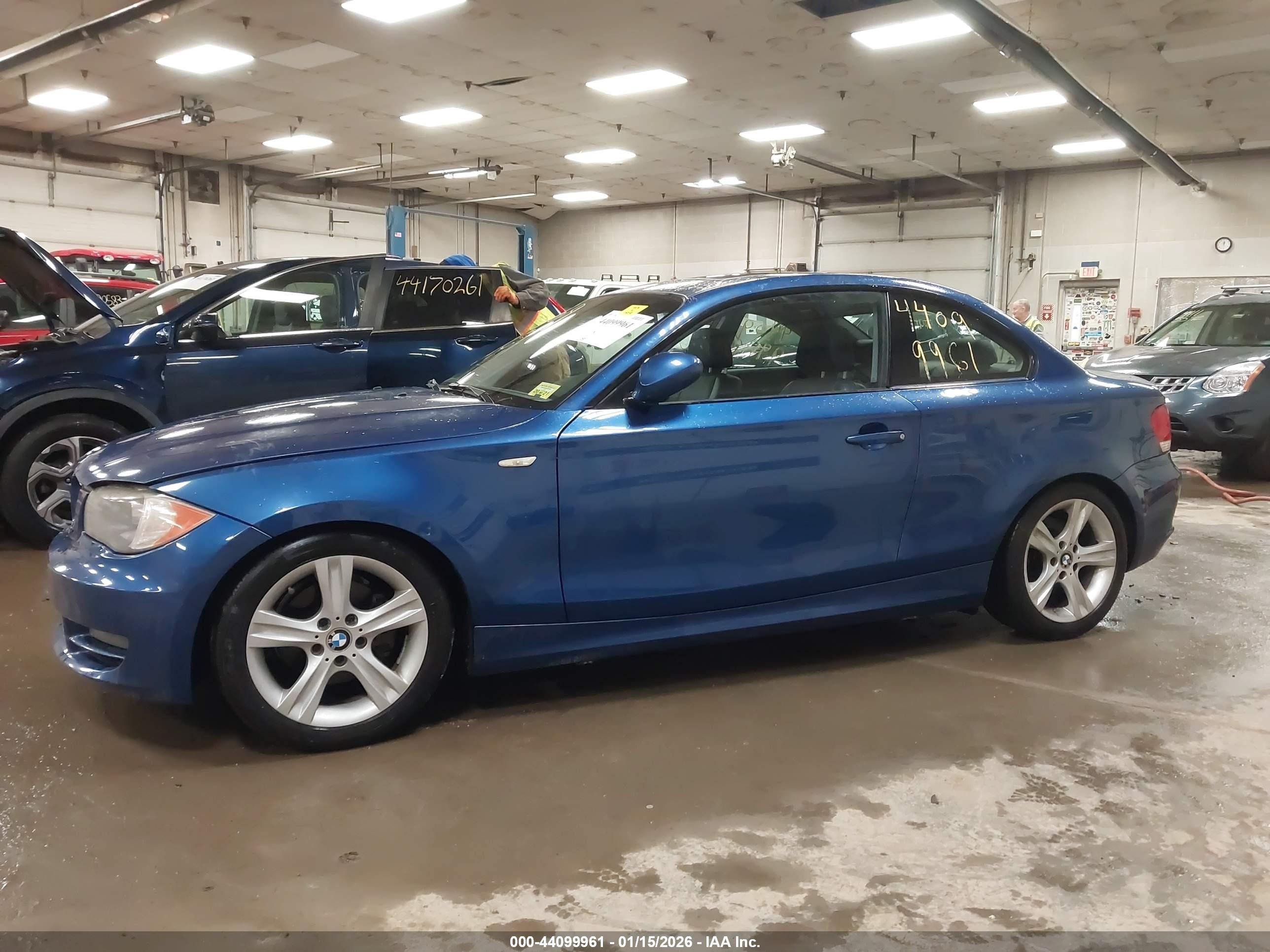 2008 Bmw 128i   Blue vin: WBAUP73578VF09594