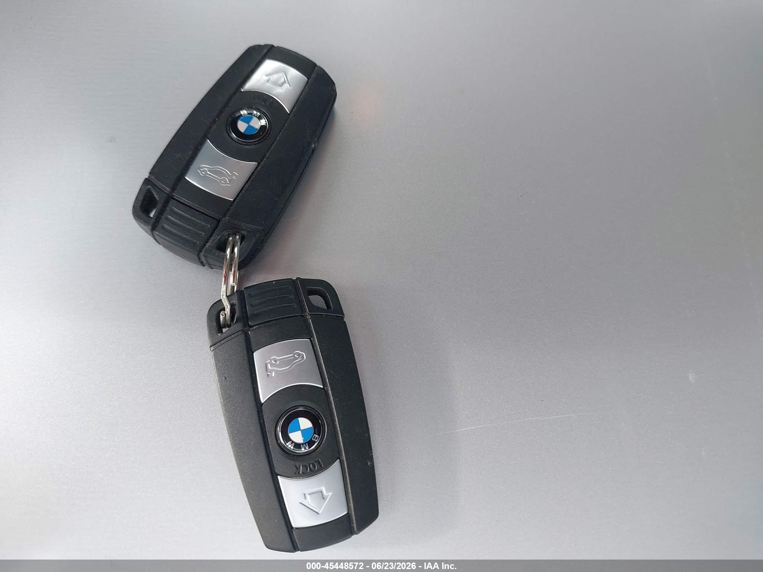 2009 Bmw 128i   Blue vin: WBAUP73579VK76444