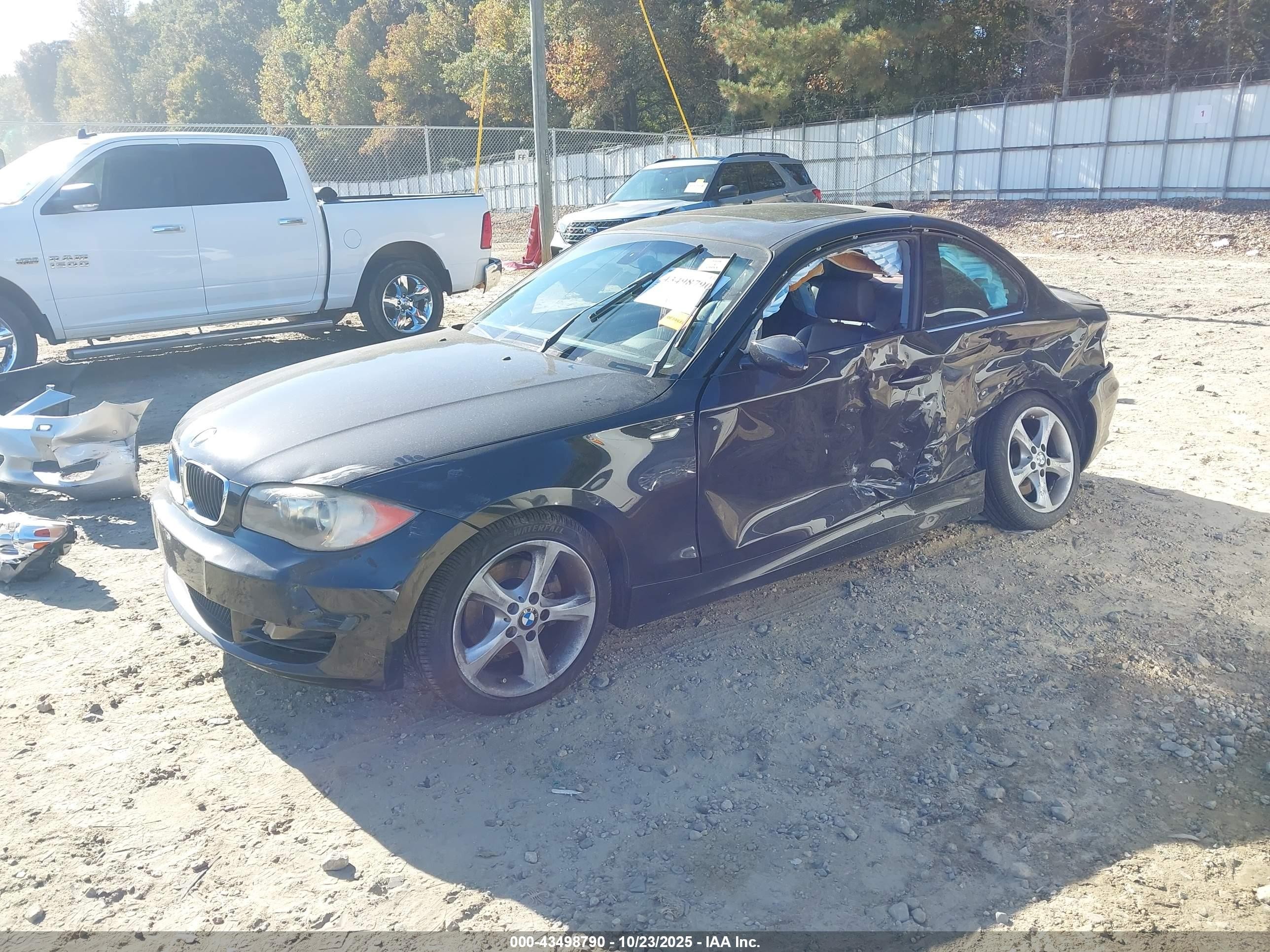 2009 Bmw 128i   Black vin: WBAUP73589VK74623