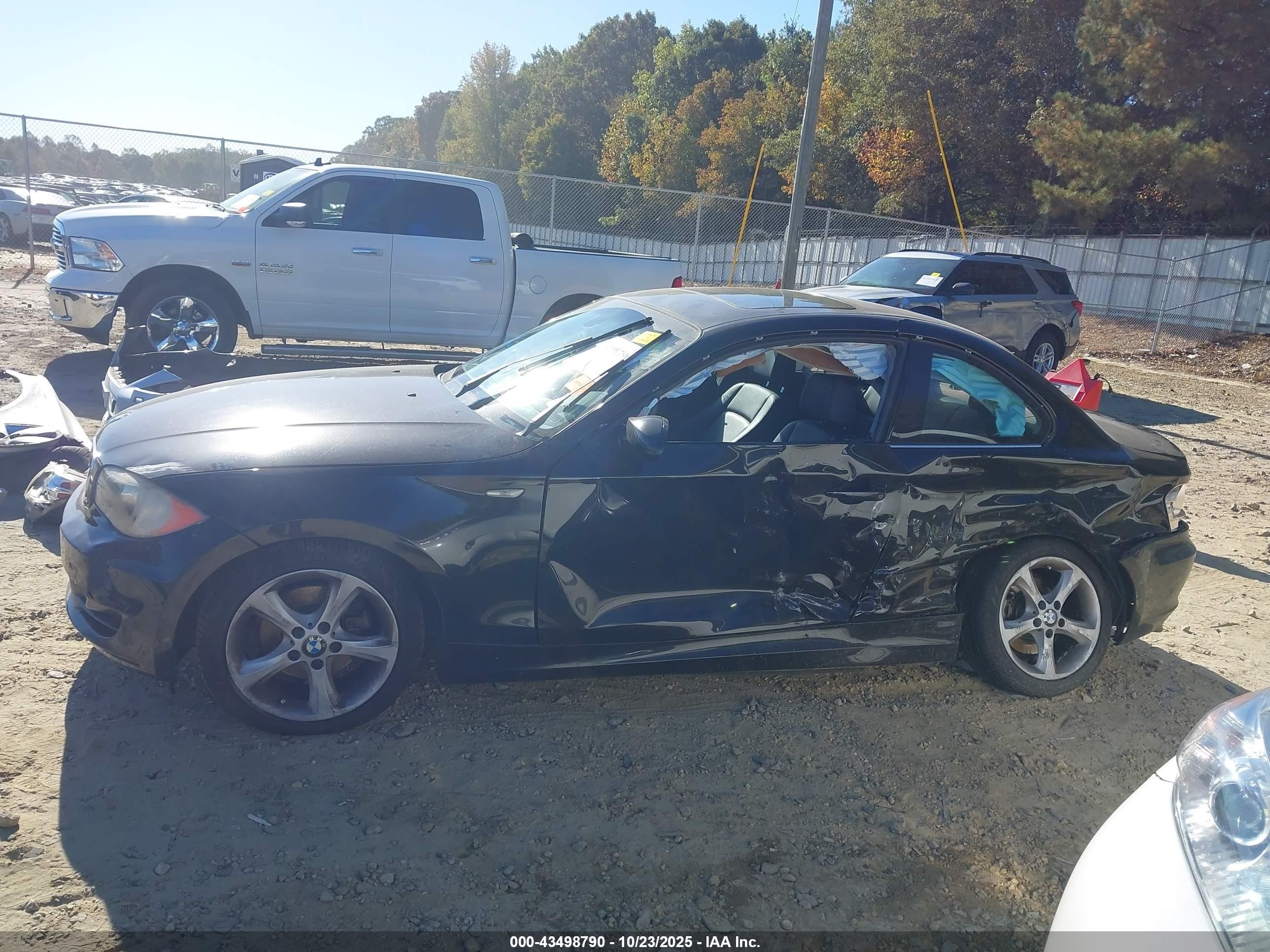 2009 Bmw 128i   Black vin: WBAUP73589VK74623