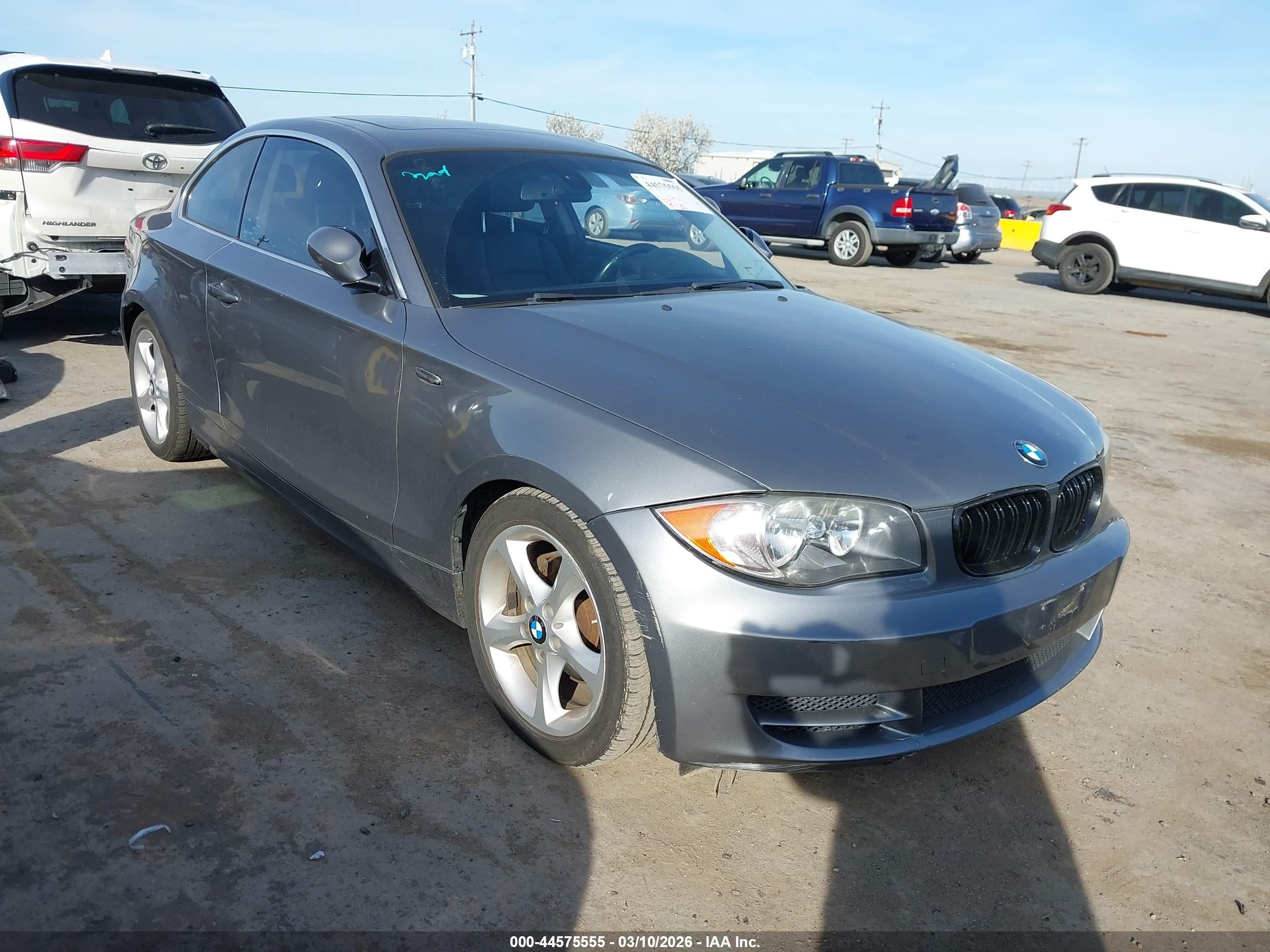 2009 Bmw 128i   Серый vin: WBAUP73589VK74721