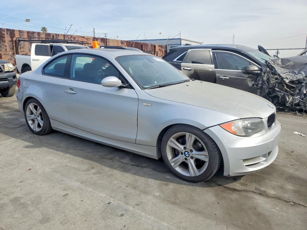 2009 Bmw 128 I Silver vin: WBAUP73589VK75187