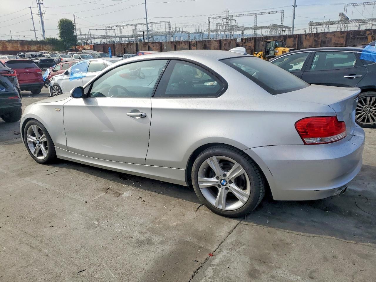 2009 Bmw 128 I Silver vin: WBAUP73589VK75187