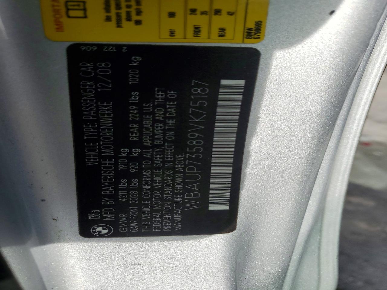 2009 Bmw 128 I Silver vin: WBAUP73589VK75187