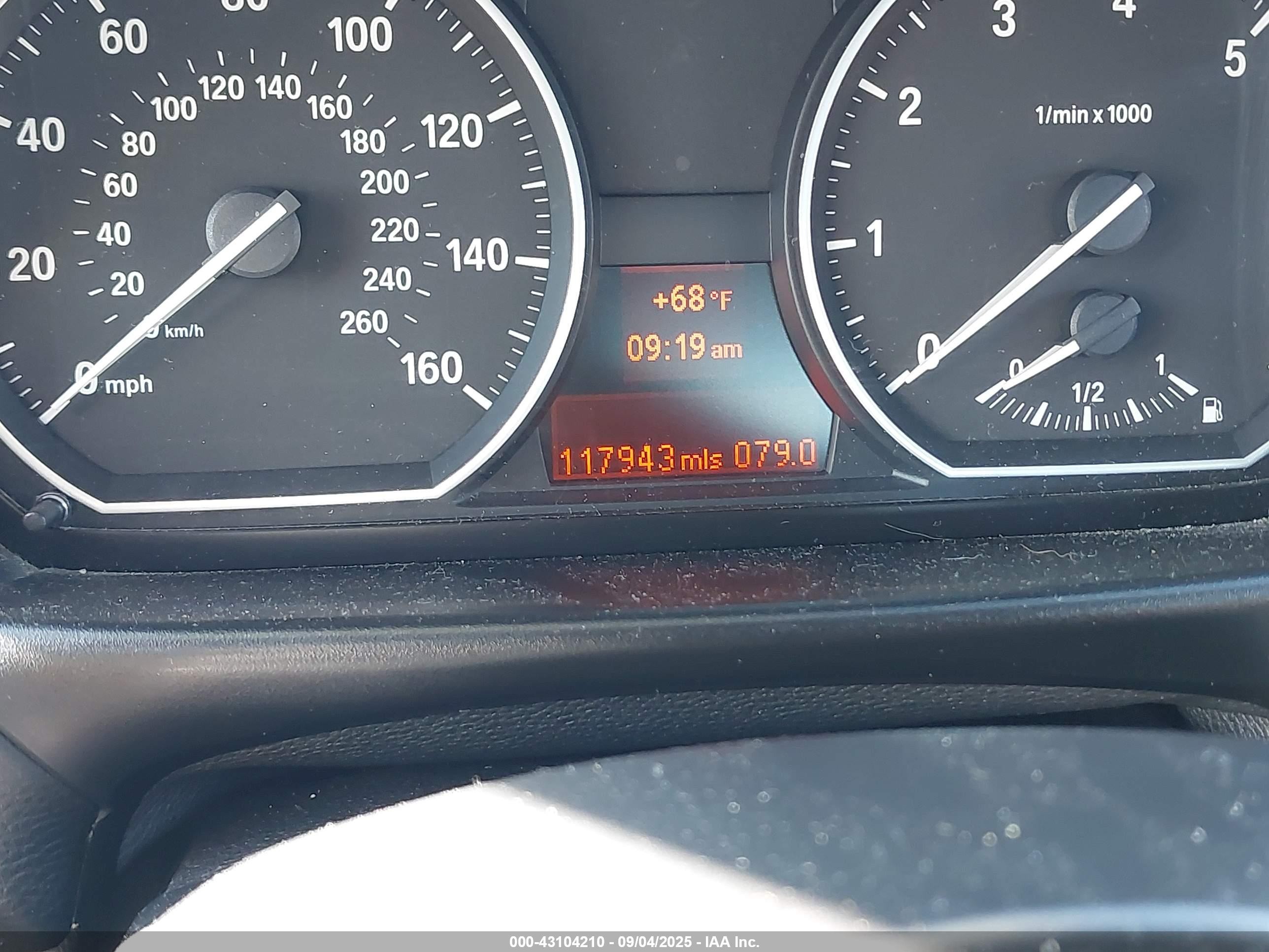 2009 Bmw 128i   Silver vin: WBAUP735X9VF07548
