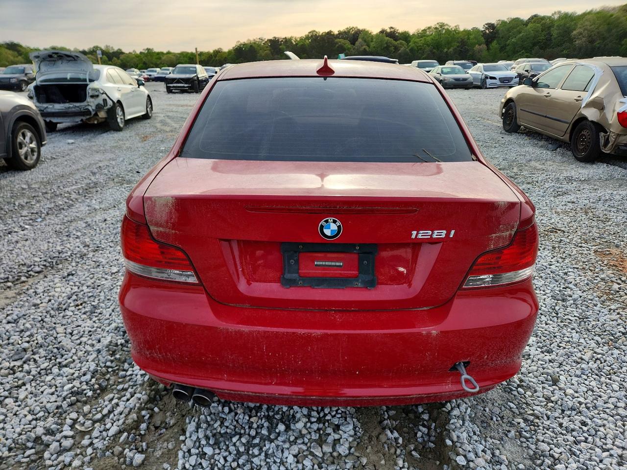 2010 Bmw 128 I Red vin: WBAUP7C50AVK77360