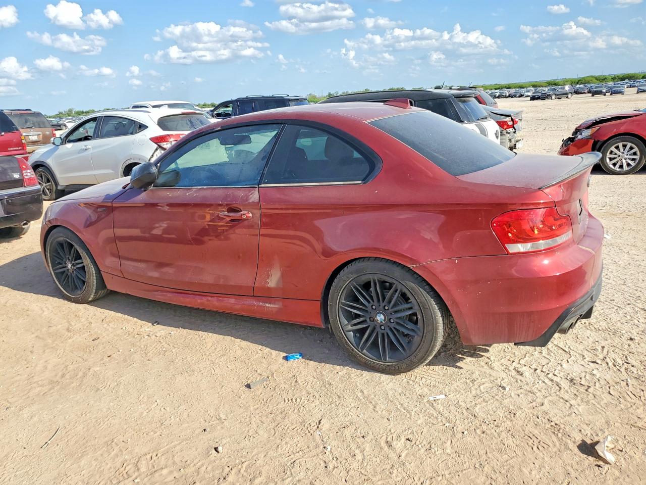 2013 Bmw 128 I Красный vin: WBAUP7C50DVP25939
