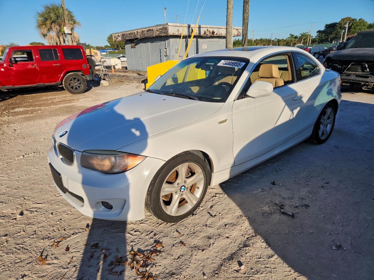 2012 Bmw 128 I Белый vin: WBAUP7C51CVP22806