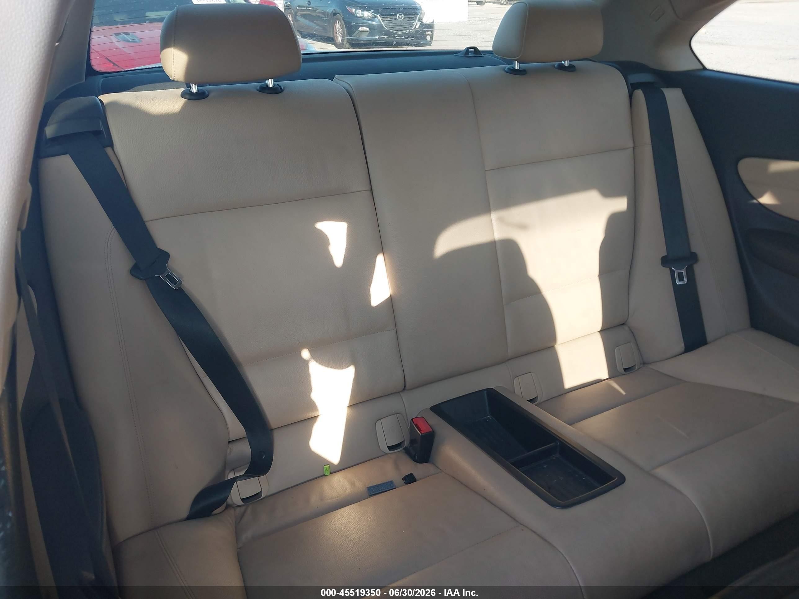 2012 Bmw 128i   Blue vin: WBAUP7C51CVP23082