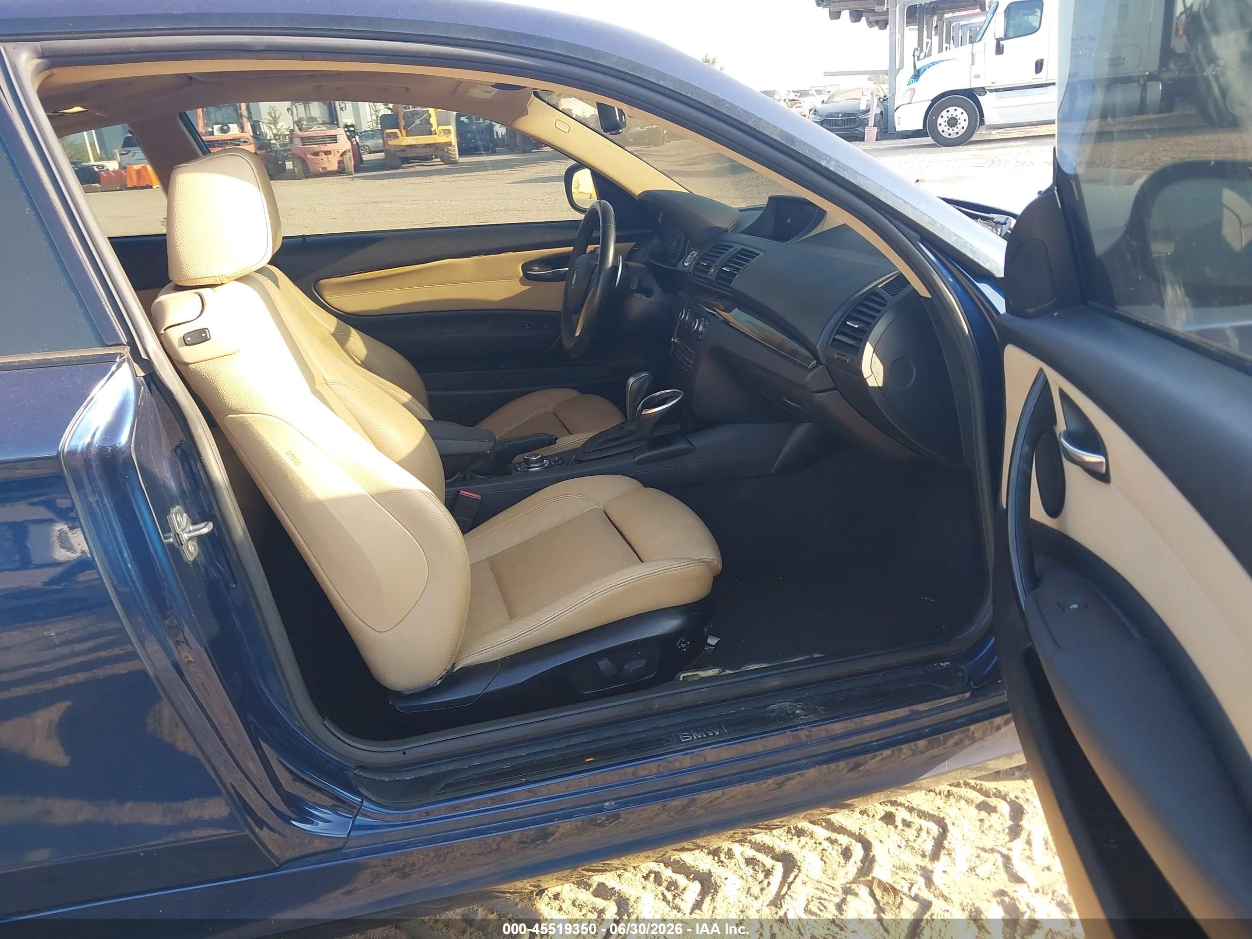 2012 Bmw 128i   Blue vin: WBAUP7C51CVP23082