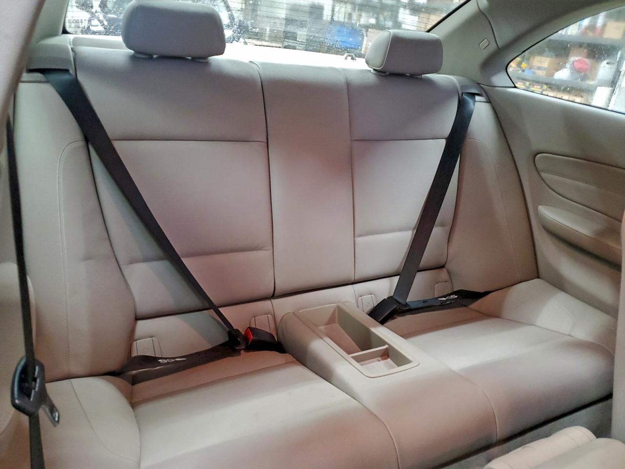 2011 Bmw 128 I Silver vin: WBAUP7C52BVP21968