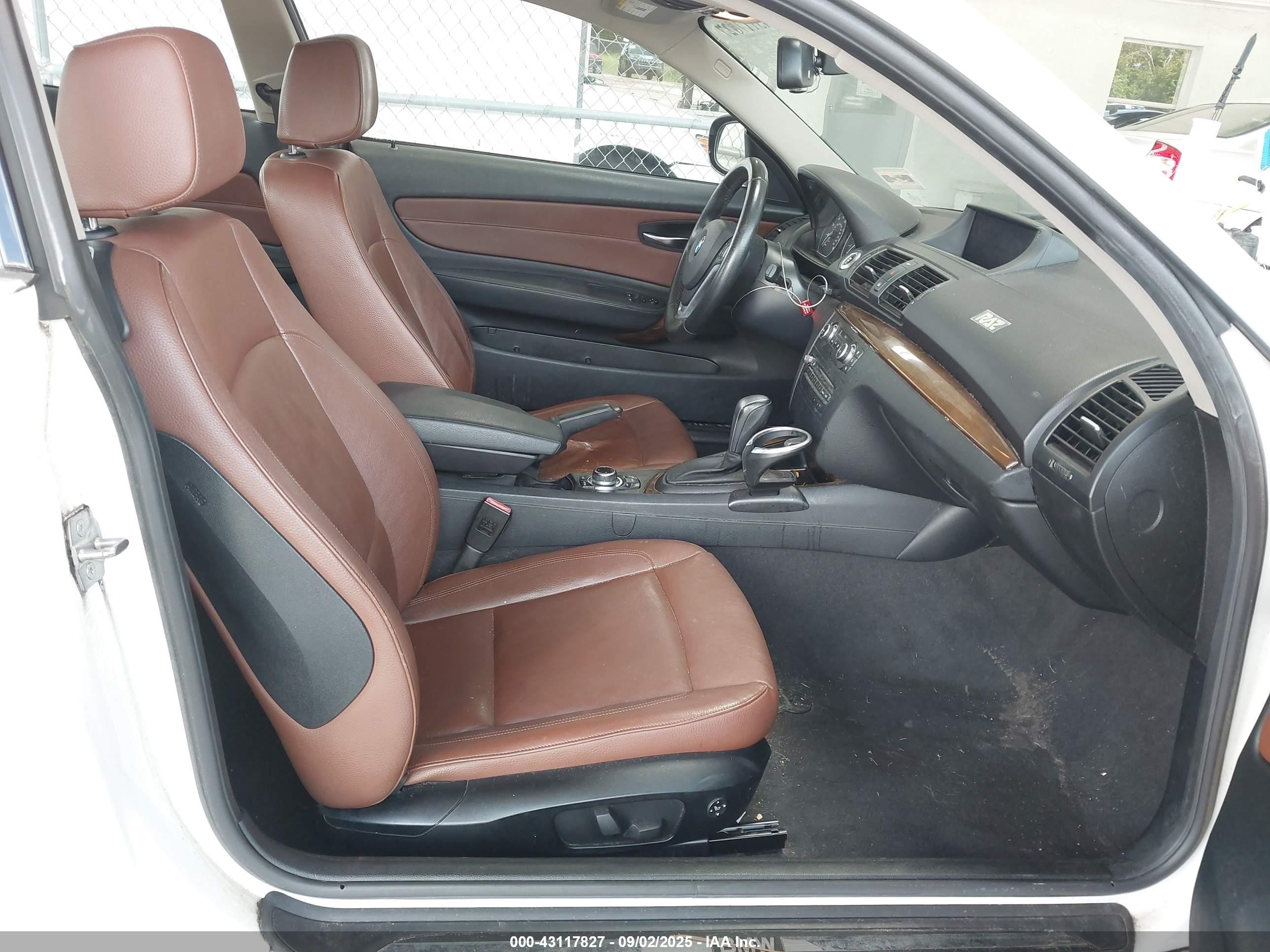2012 Bmw 128i   White vin: WBAUP7C52CVP23995