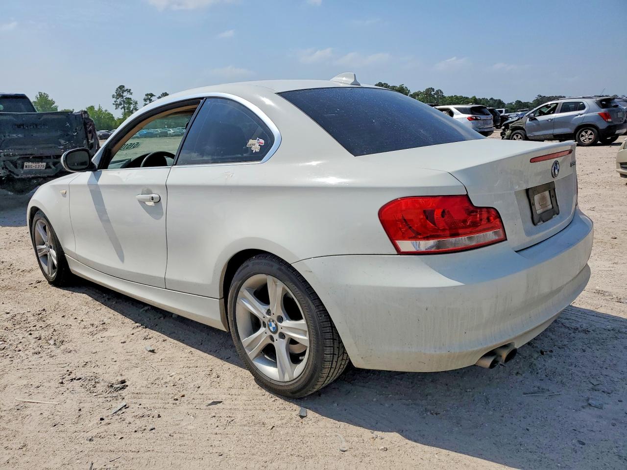 2013 Bmw 128 I White vin: WBAUP7C52DVP24162