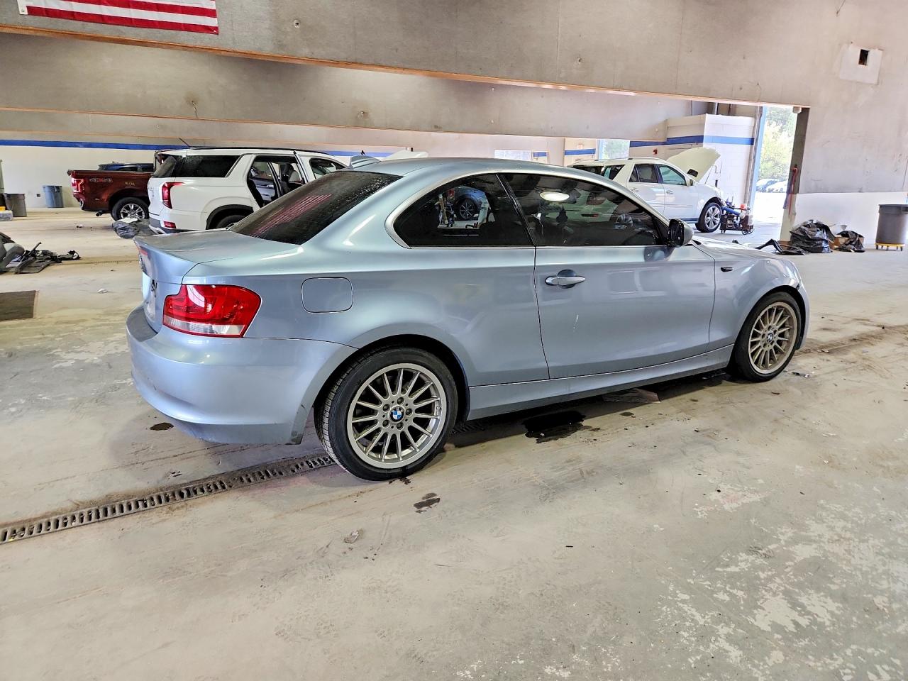 2013 Bmw 128 I Синий vin: WBAUP7C52DVP24601