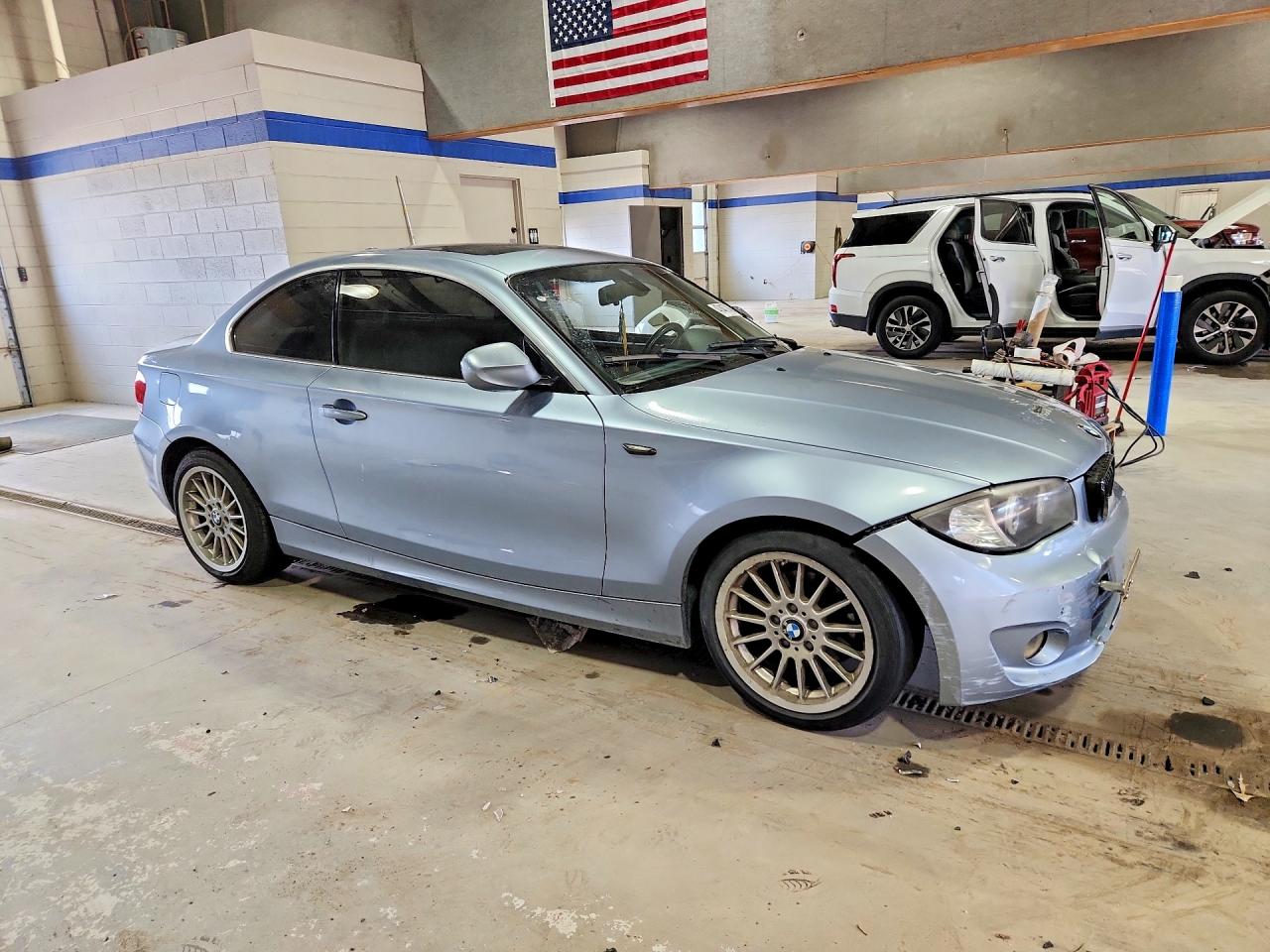 2013 Bmw 128 I Синий vin: WBAUP7C52DVP24601
