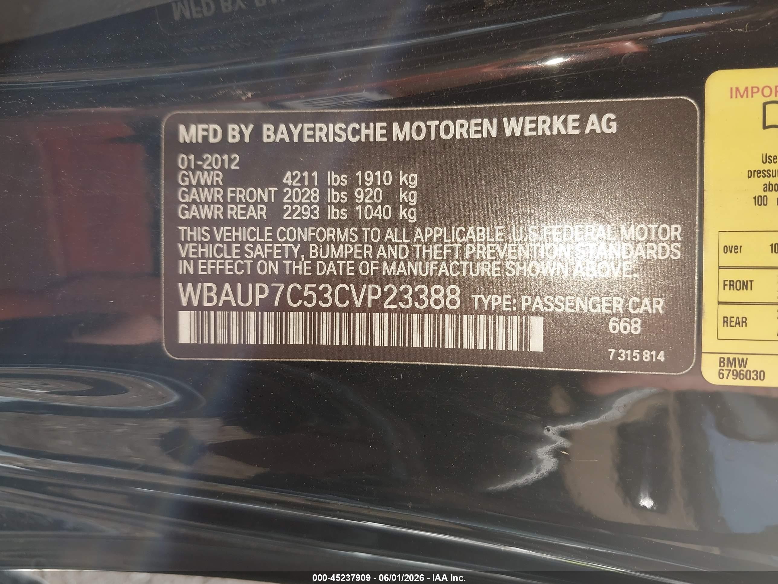 2012 Bmw 128i   Black vin: WBAUP7C53CVP23388