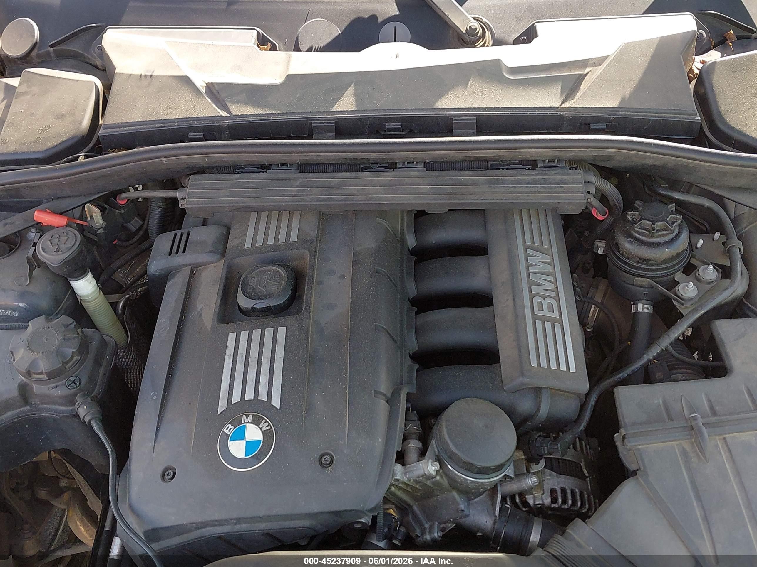 2012 Bmw 128i   Black vin: WBAUP7C53CVP23388